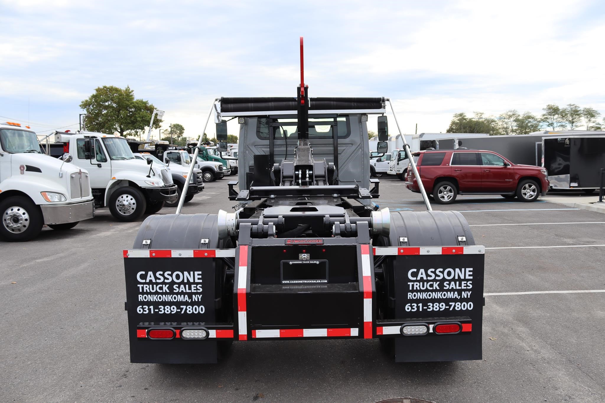 2019 INTERNATIONAL DURASTAR 4300 - image 3 of 6