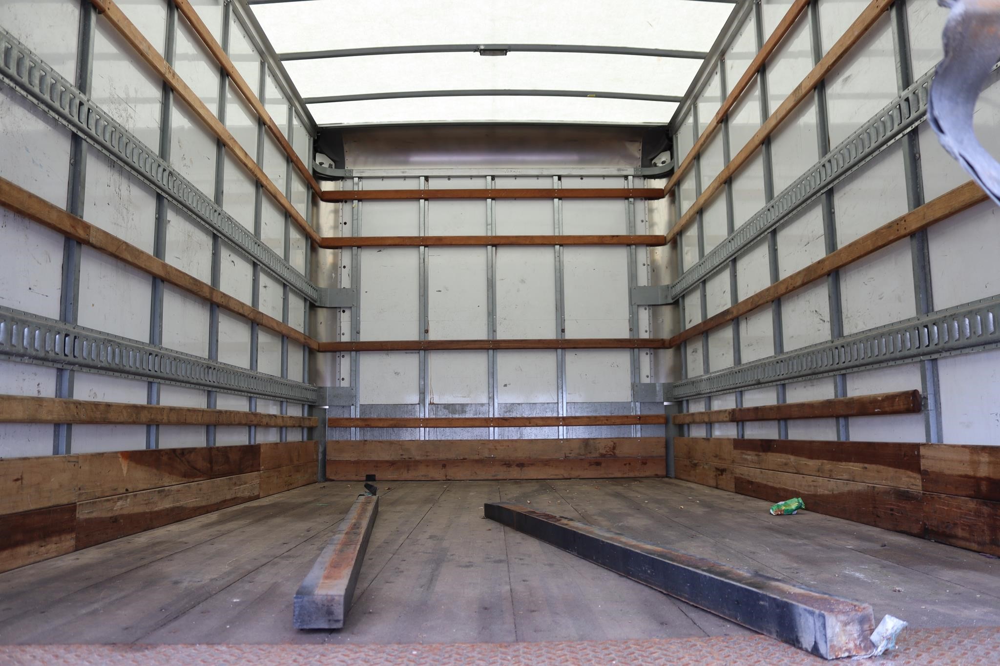 2019 MORGAN 16 FT 2019 MORGAN 16 FT - image 3 of 6