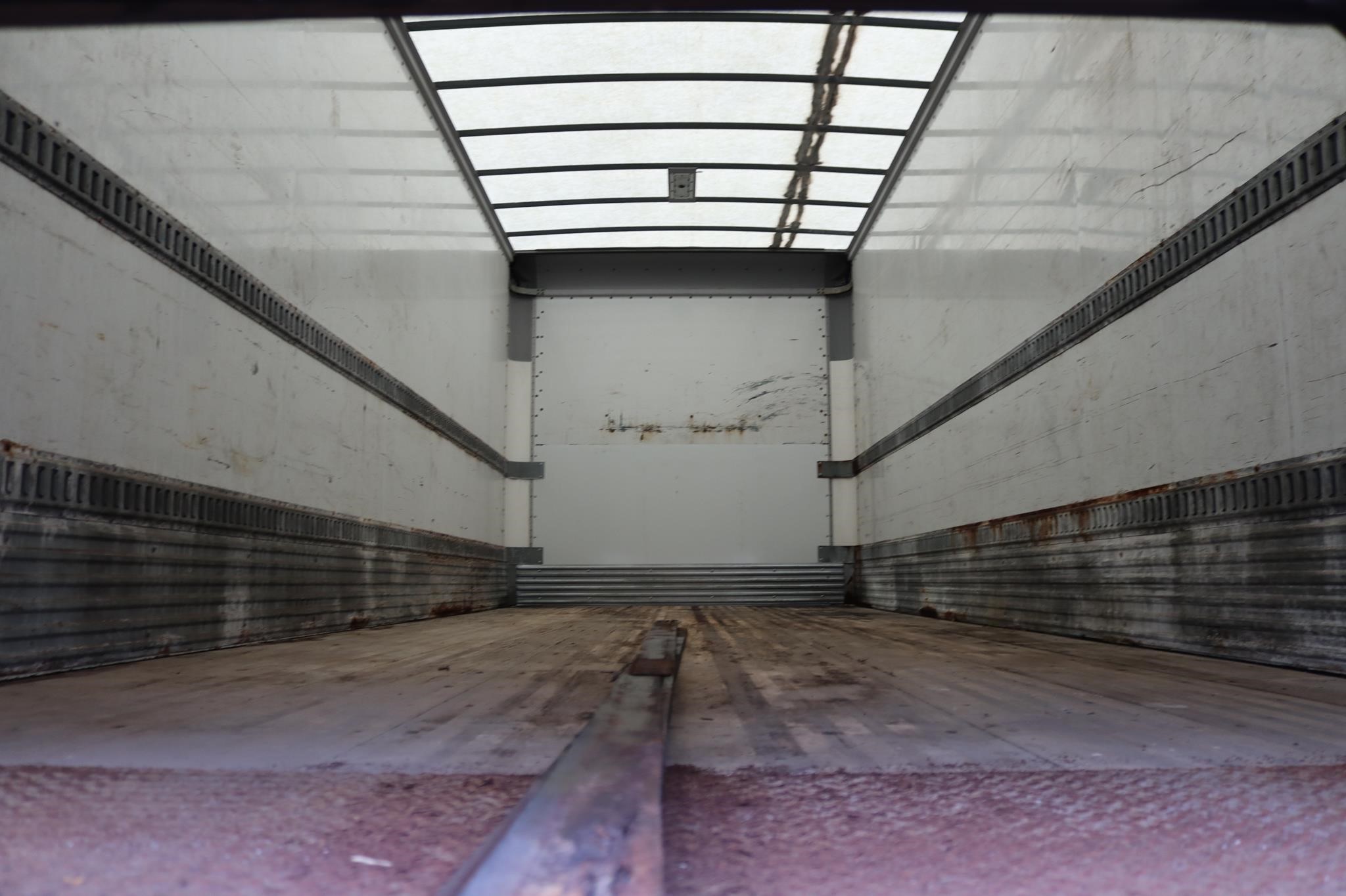 2020 MORGAN 26 FT - image 4 of 6