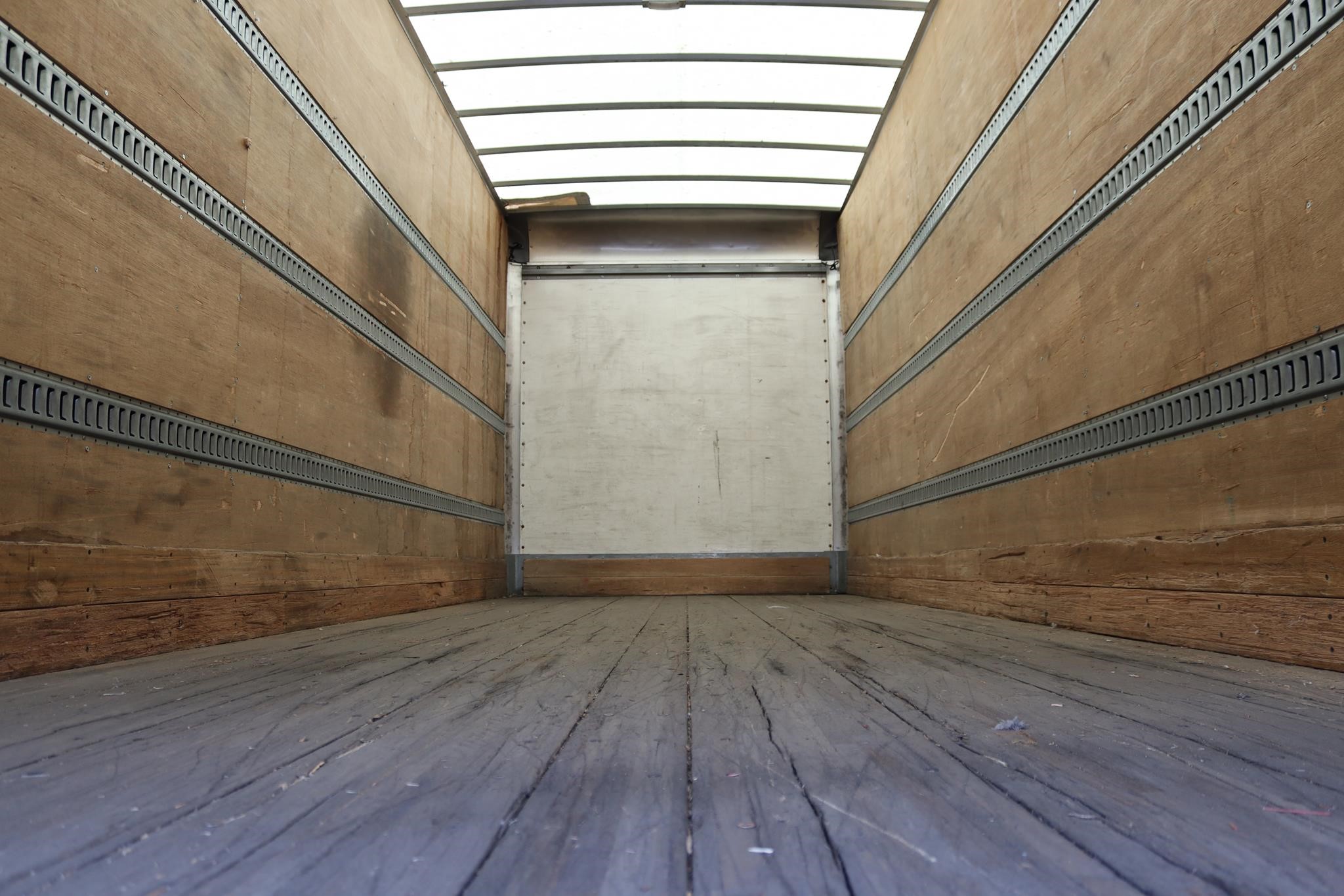 2019 SUPREME 26 FT - image 2 of 6