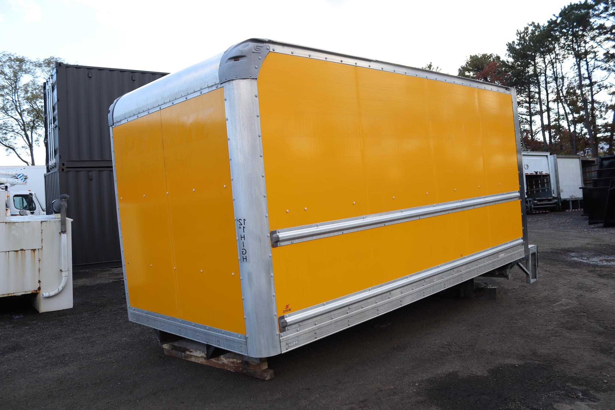 2018 SUPREME 16 FT - image 6 of 6