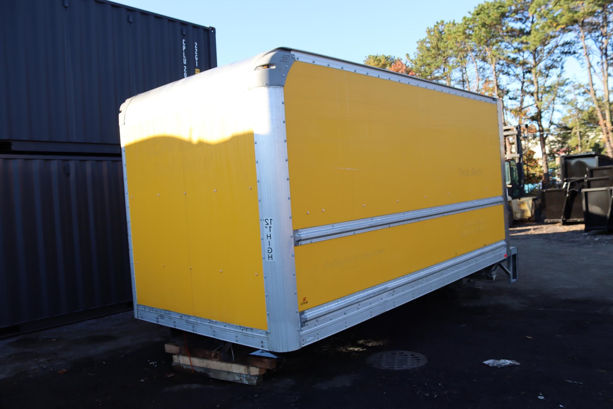 2018 SUPREME 16 FT - image 5 of 6