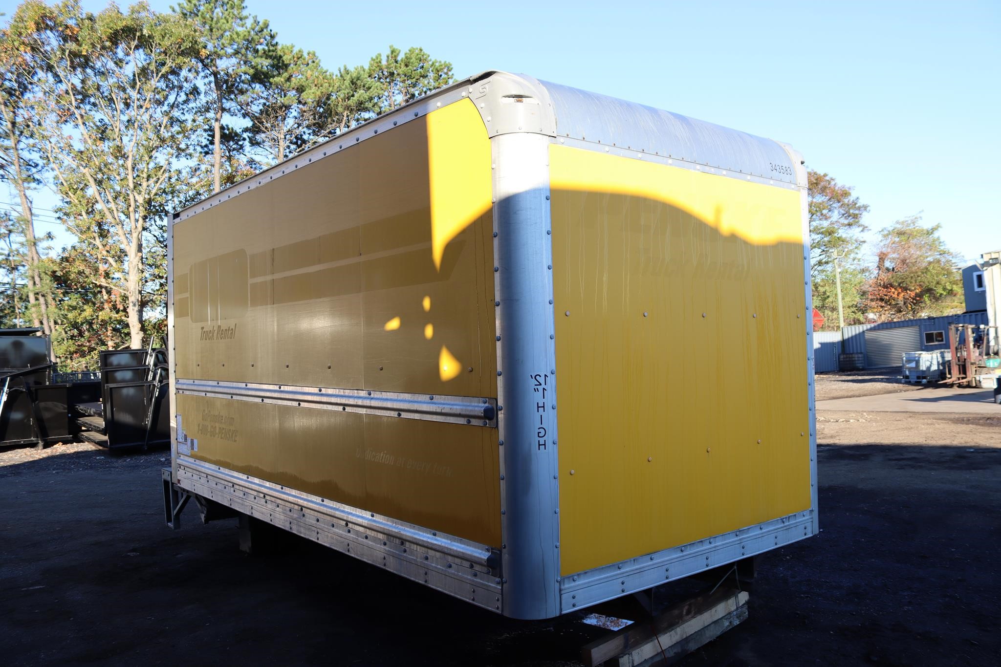 2018 SUPREME 16 FT - image 4 of 6