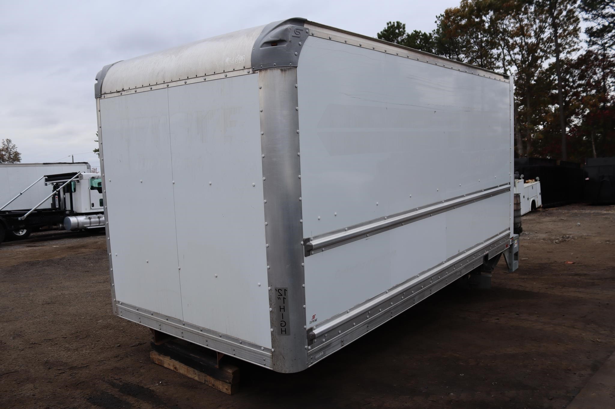 2019 SUPREME 16 FT - image 5 of 6