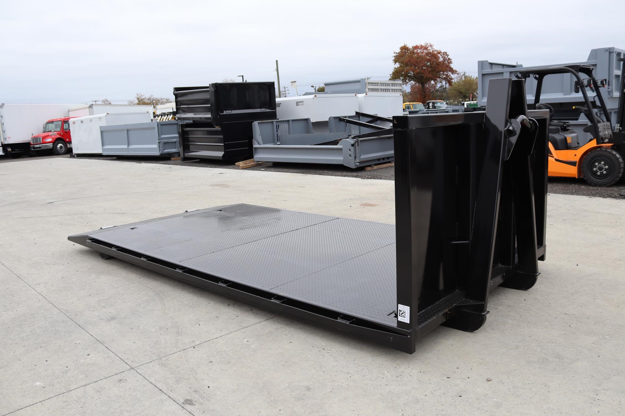 2026 BUCKS FABRICATING 16 FT - image 4 of 6