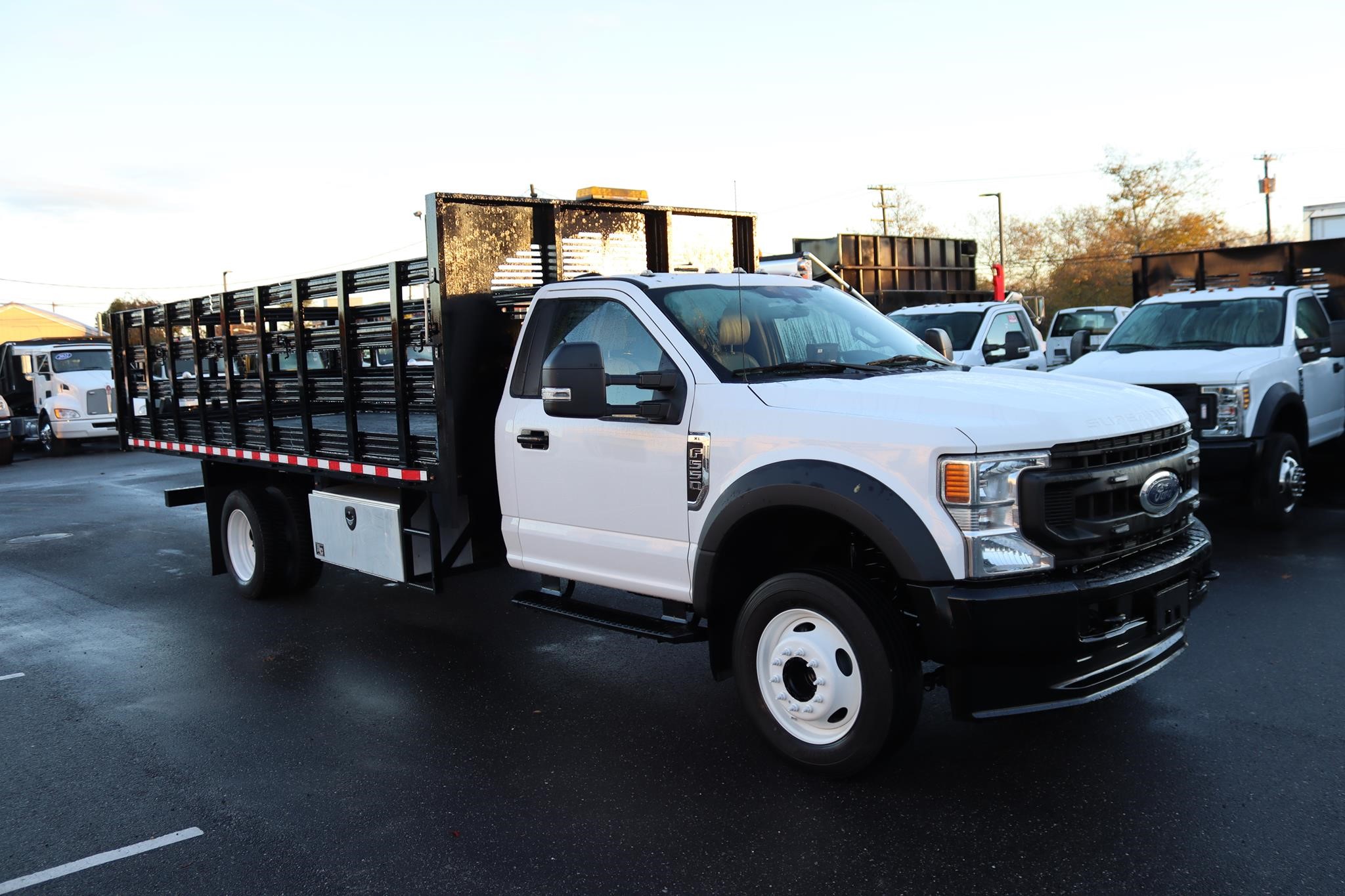 2020 FORD F550 XL - image 5 of 6