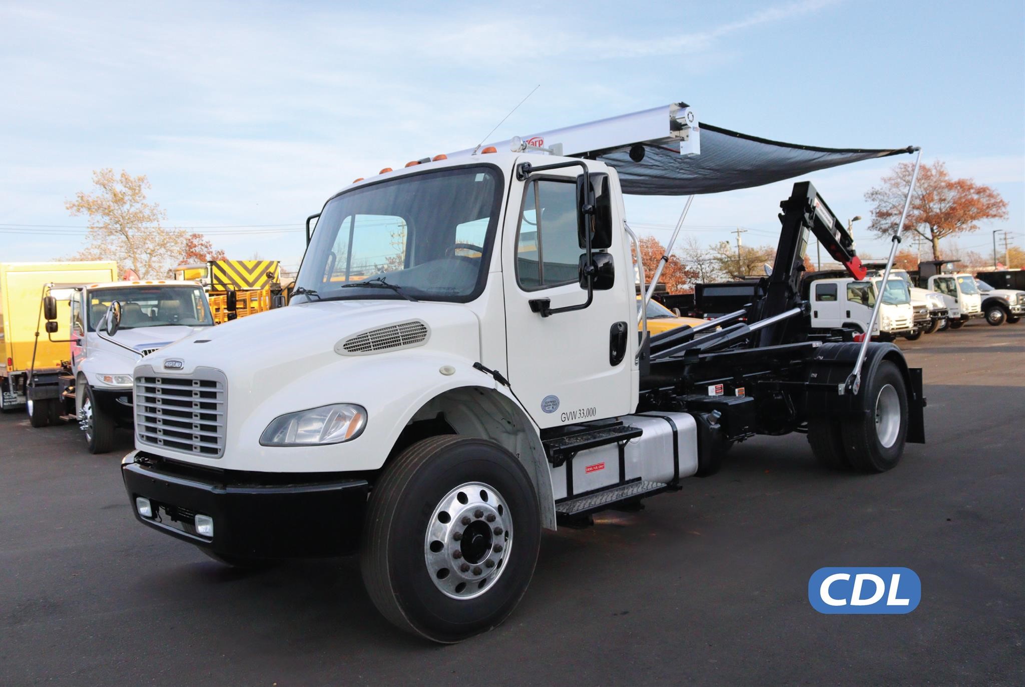 2016 FREIGHTLINER BUSINESS CLASS M2 106 - image 1 of 6