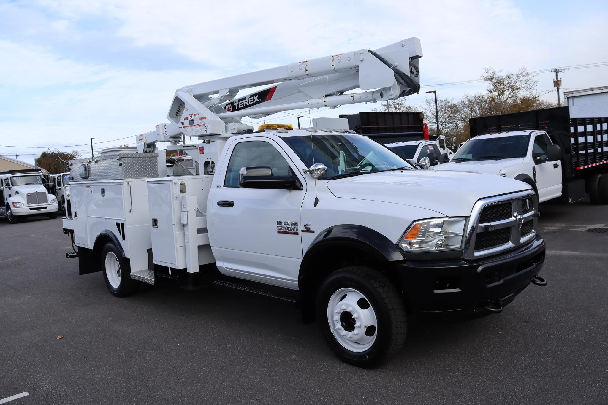 2015 TEREX HI RANGER LT 40 - image 5 of 6