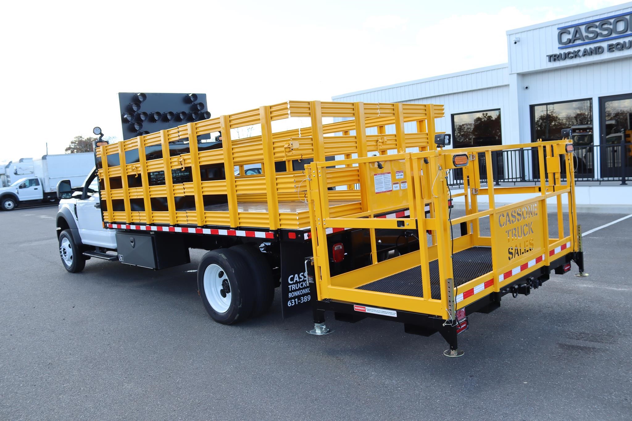 2020 FORD F450 XL - image 2 of 6