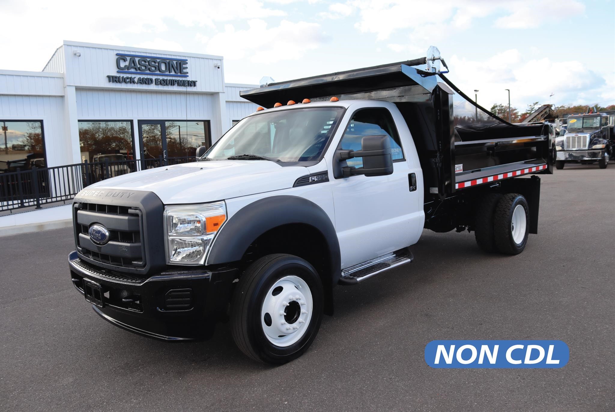 2015 FORD F550 SD XL - image 1 of 6