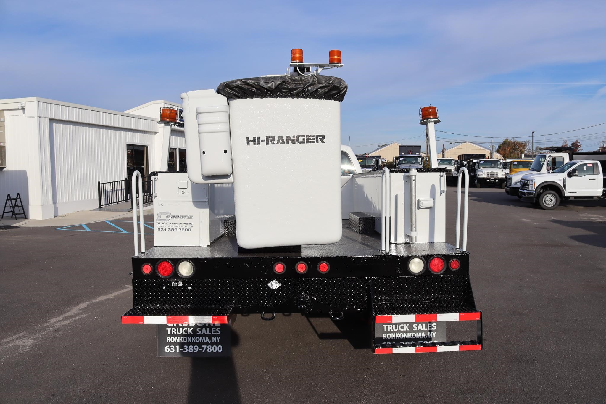 2015 HI RANGER LT38 - image 3 of 6