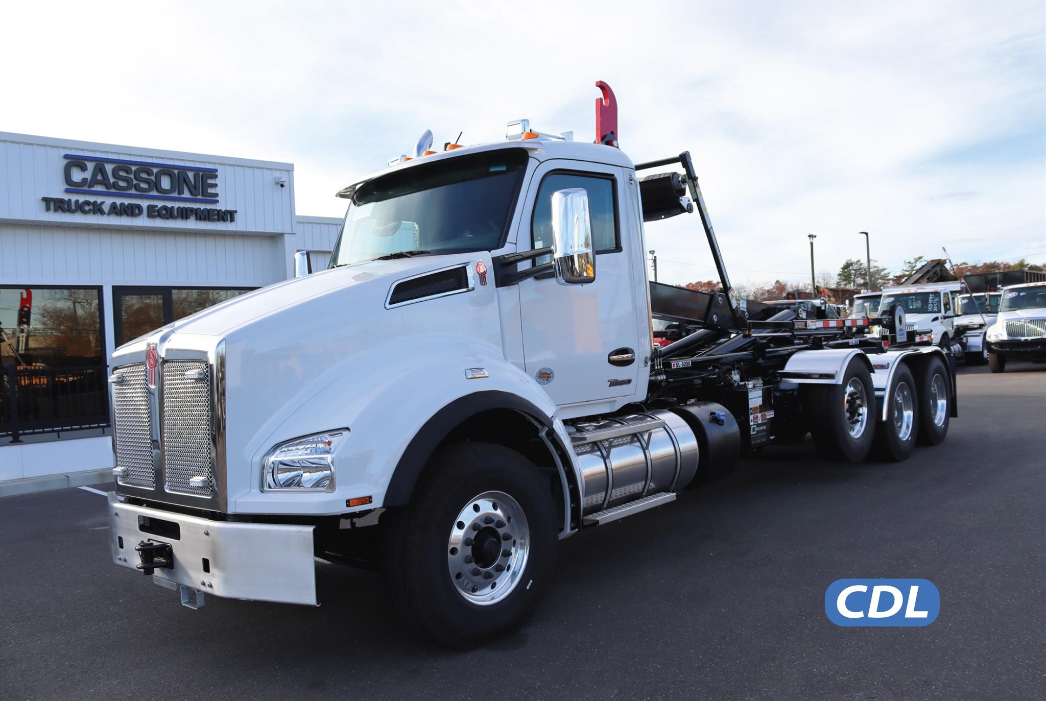 2026 KENWORTH T880 - image 1 of 6