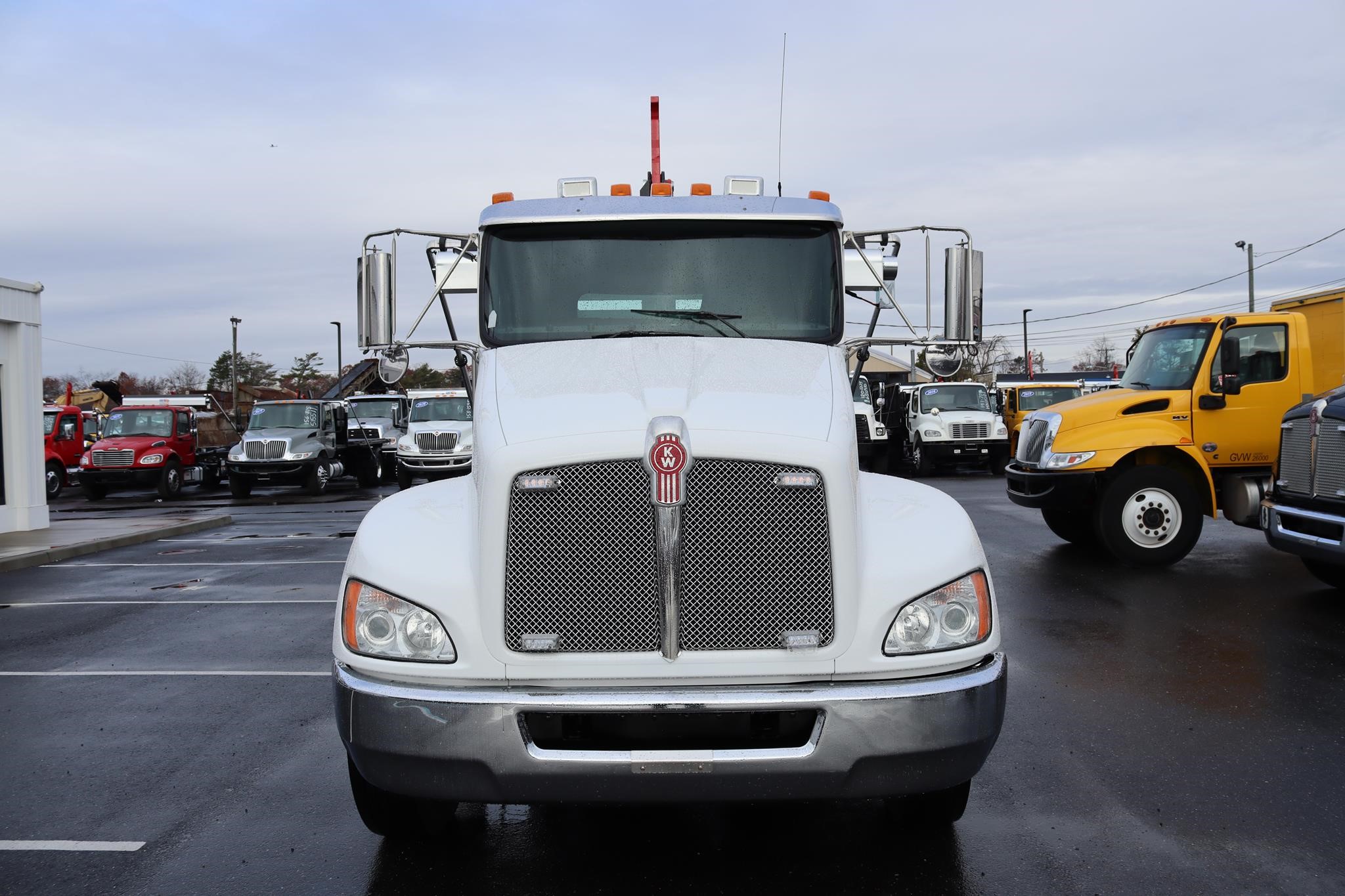 2019 KENWORTH T370 - image 6 of 6