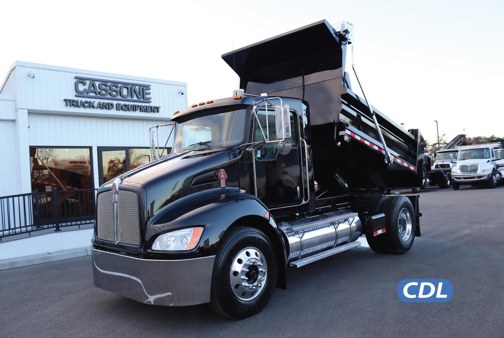 2013 KENWORTH T370 2013 KENWORTH T370 - image 1 of 6