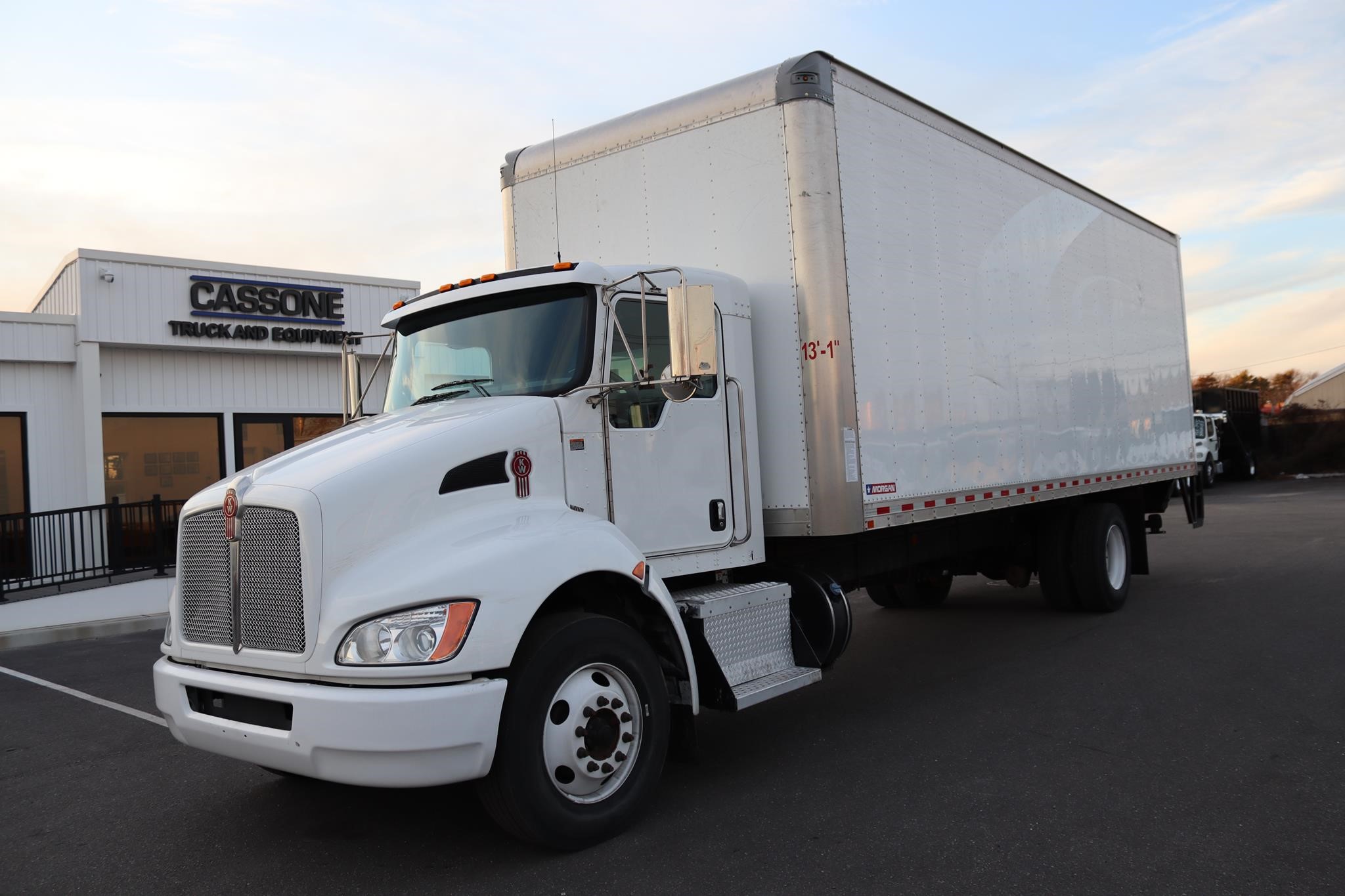 2021 KENWORTH T270 2021 KENWORTH T270 - image 1 of 6