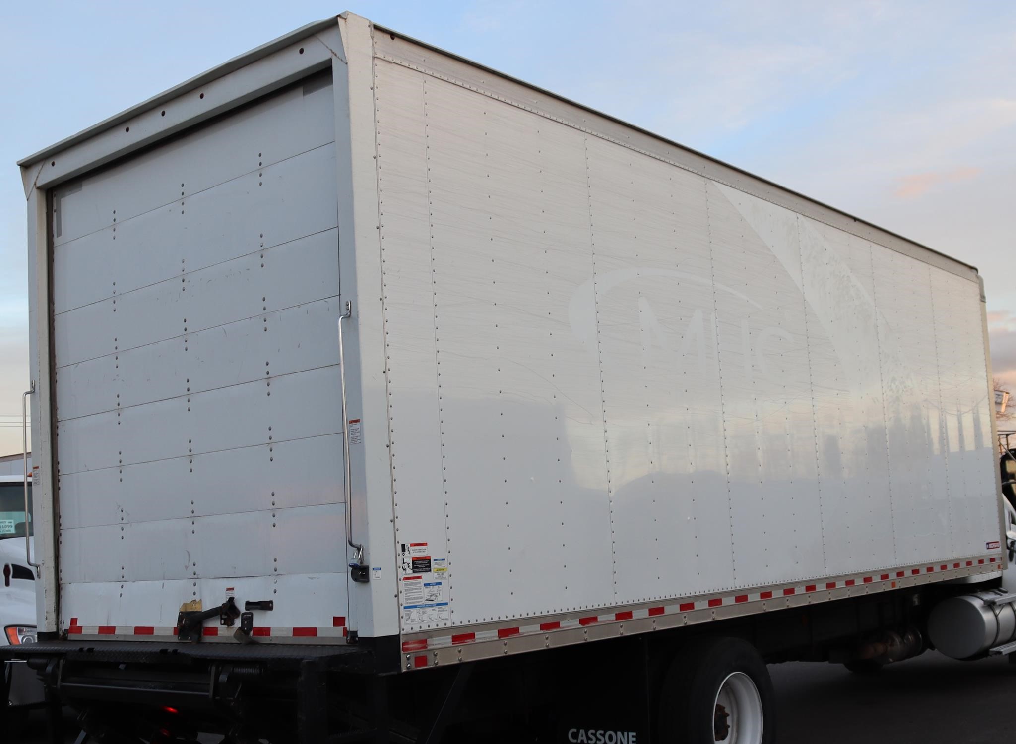 2021 MORGAN 26 FT 2021 MORGAN 26 FT - image 3 of 6