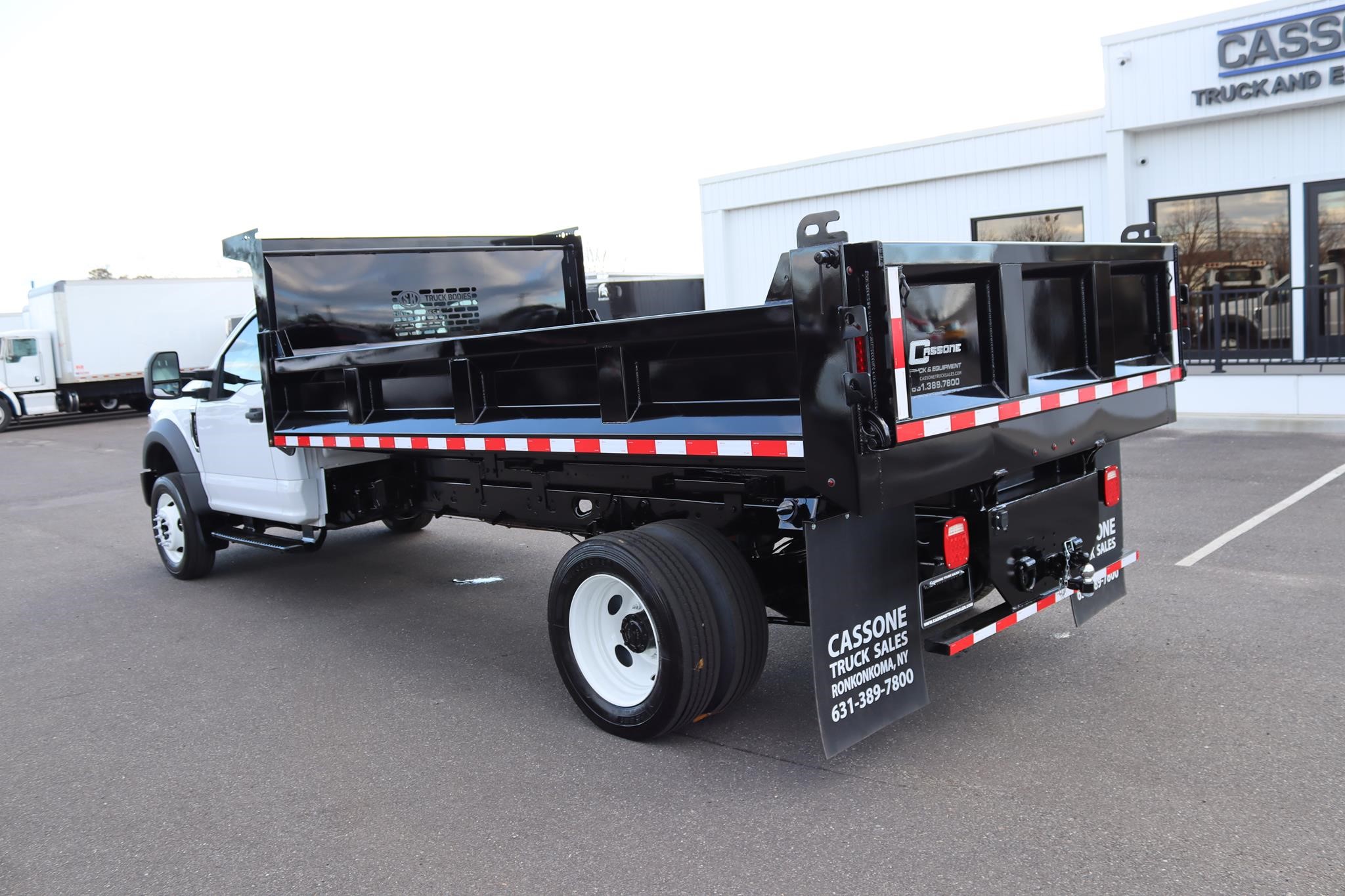 2020 FORD F450 XL - image 2 of 6