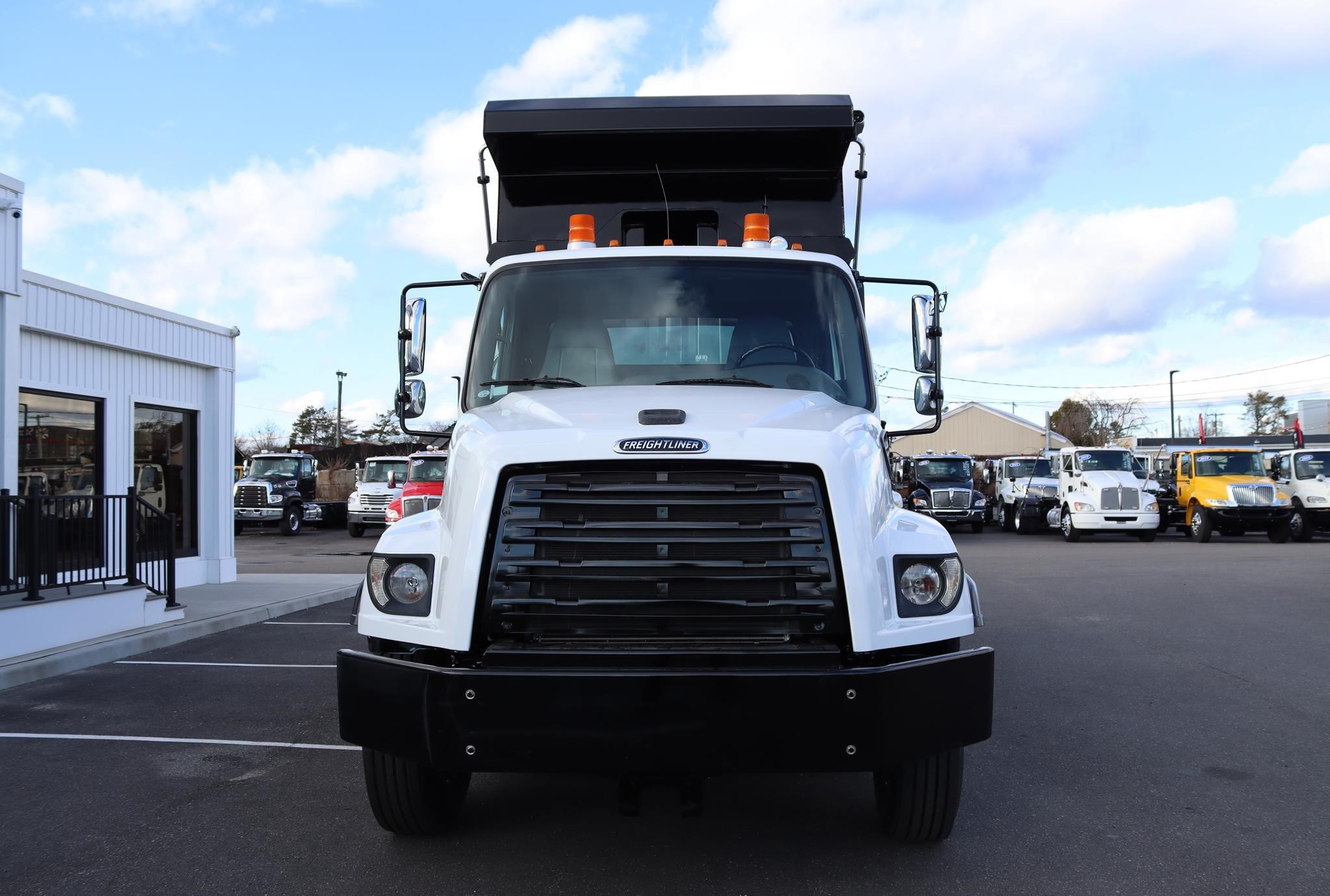 2015 FREIGHTLINER 114SD 2015 FREIGHTLINER 114SD - image 6 of 6