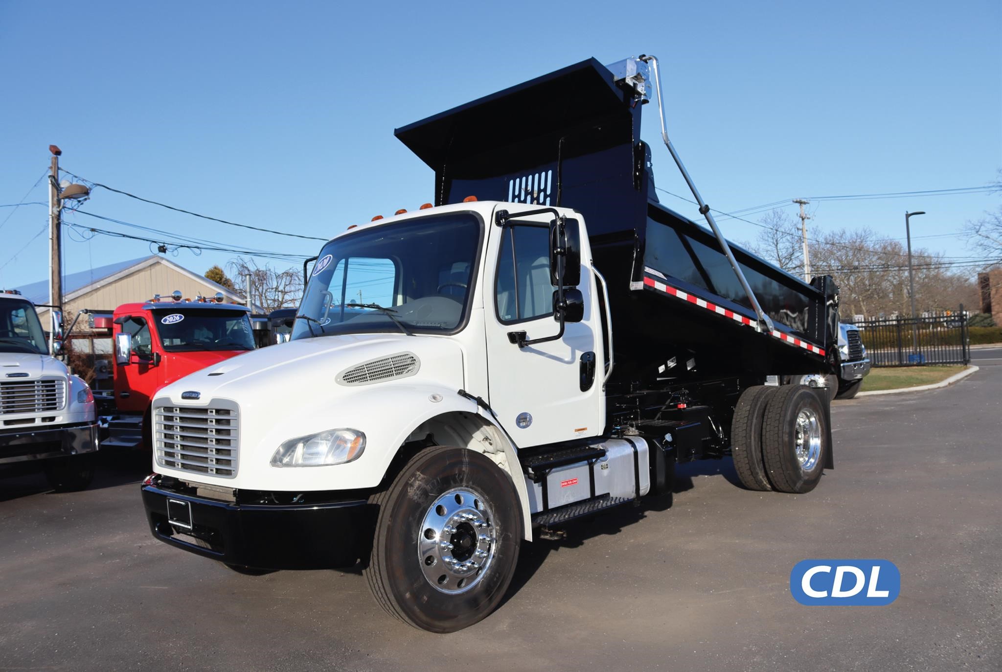 2020 FREIGHTLINER BUSINESS CLASS M2 106 - image 1 of 6