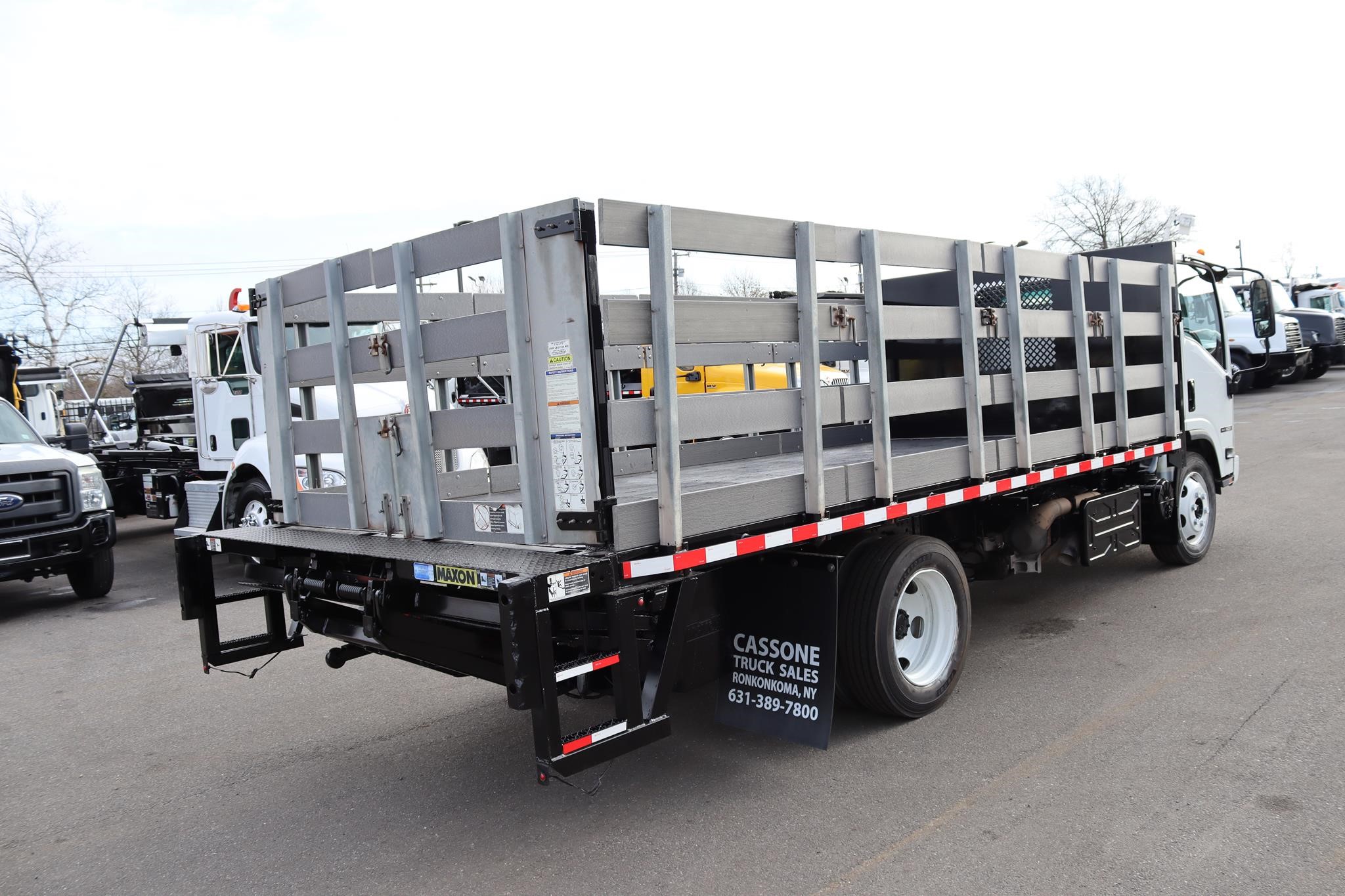 2018 ISUZU NQR - image 4 of 6