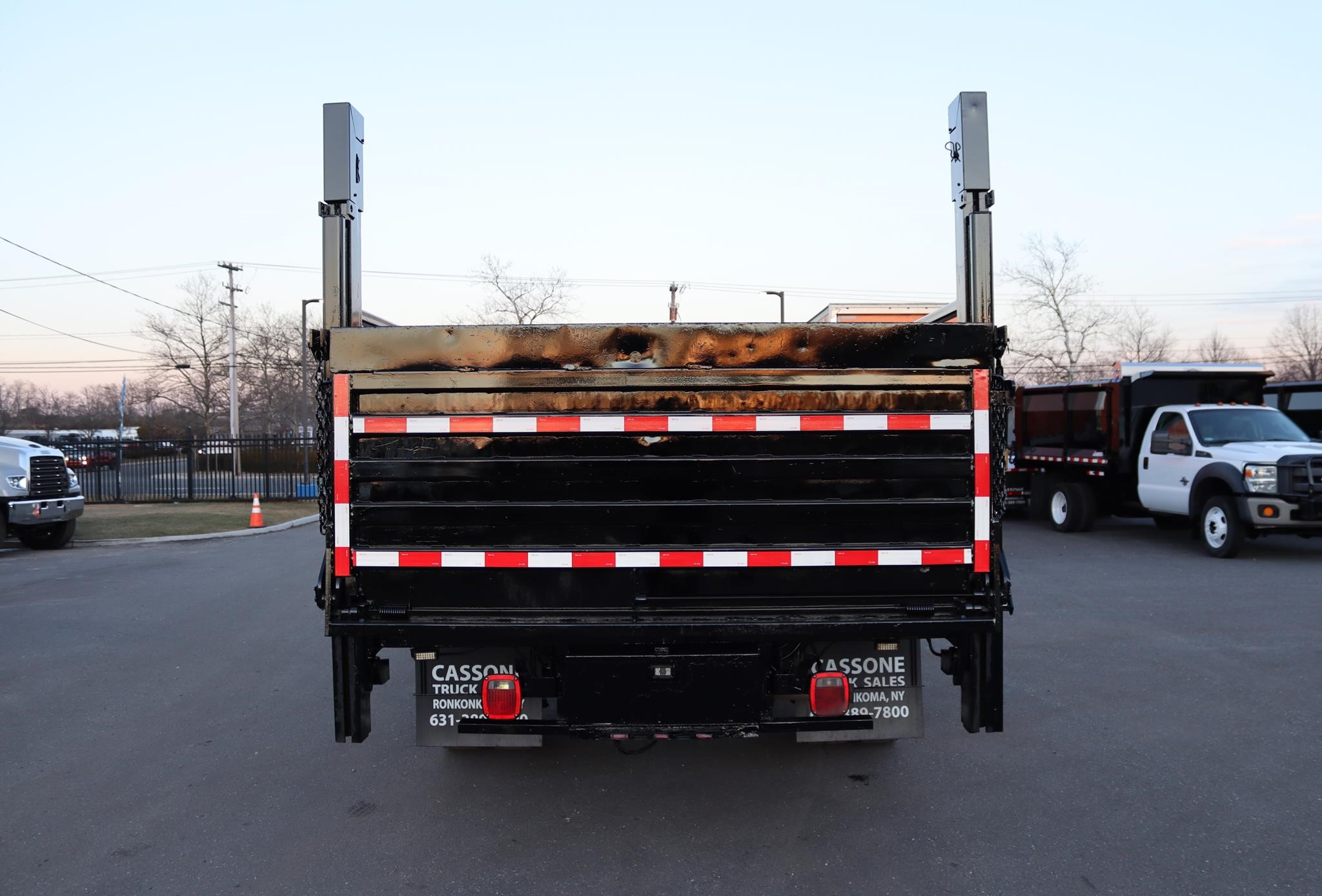 2017 RAM 5500 HD - image 3 of 6