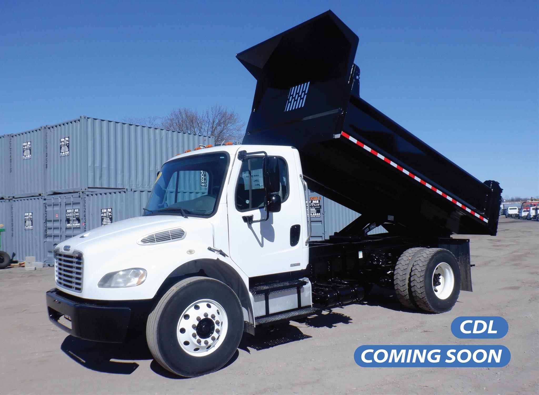 2010 FREIGHTLINER BUSINESS CLASS M2 106 - image 1 of 2