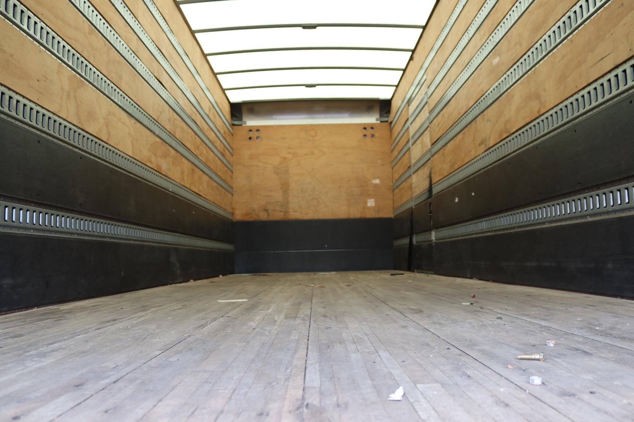 2020 MORGAN 24 FT - image 4 of 6