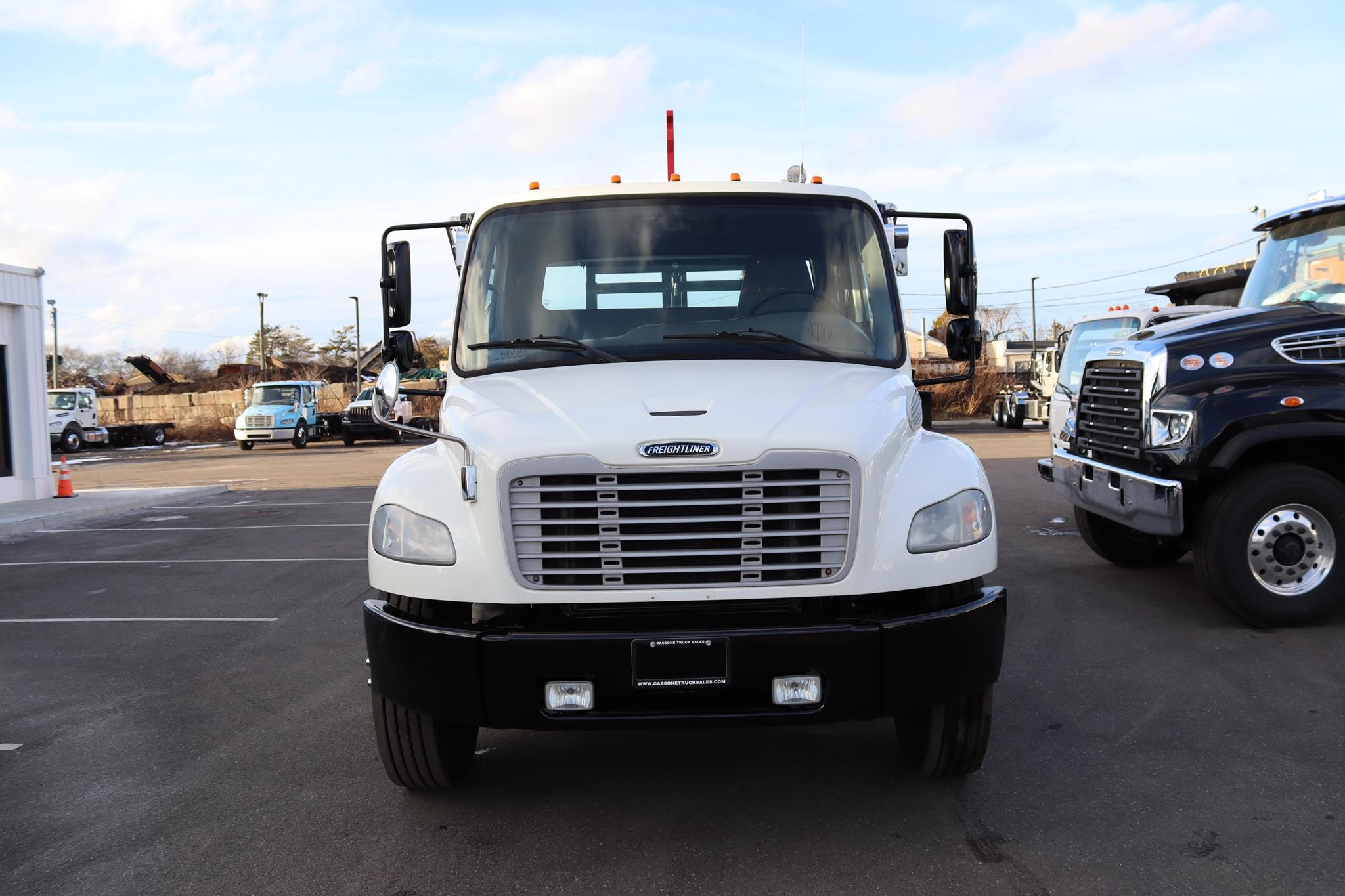 2016 FREIGHTLINER BUSINESS CLASS M2 106 - image 6 of 6