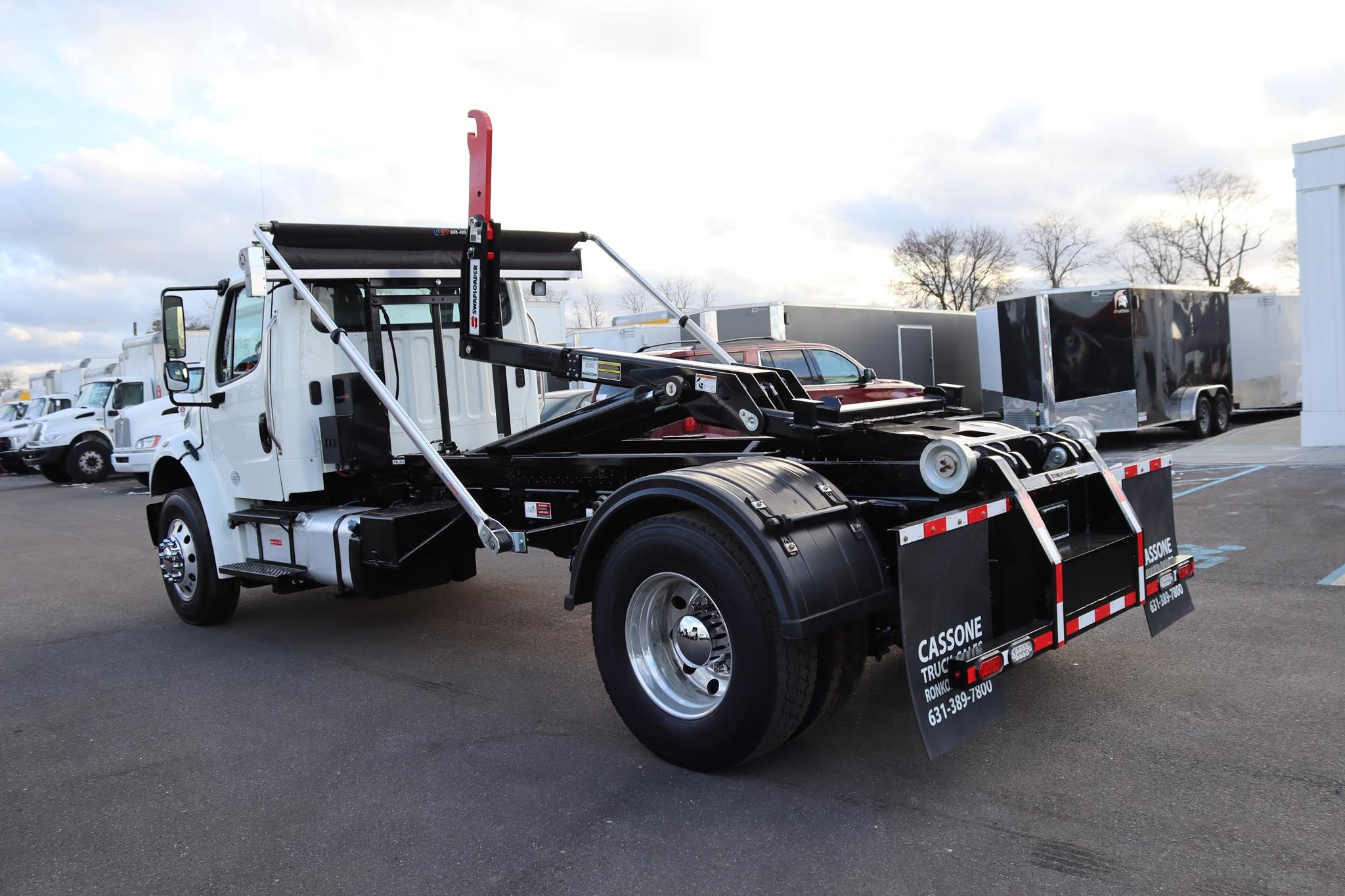 2016 FREIGHTLINER BUSINESS CLASS M2 106 - image 2 of 6