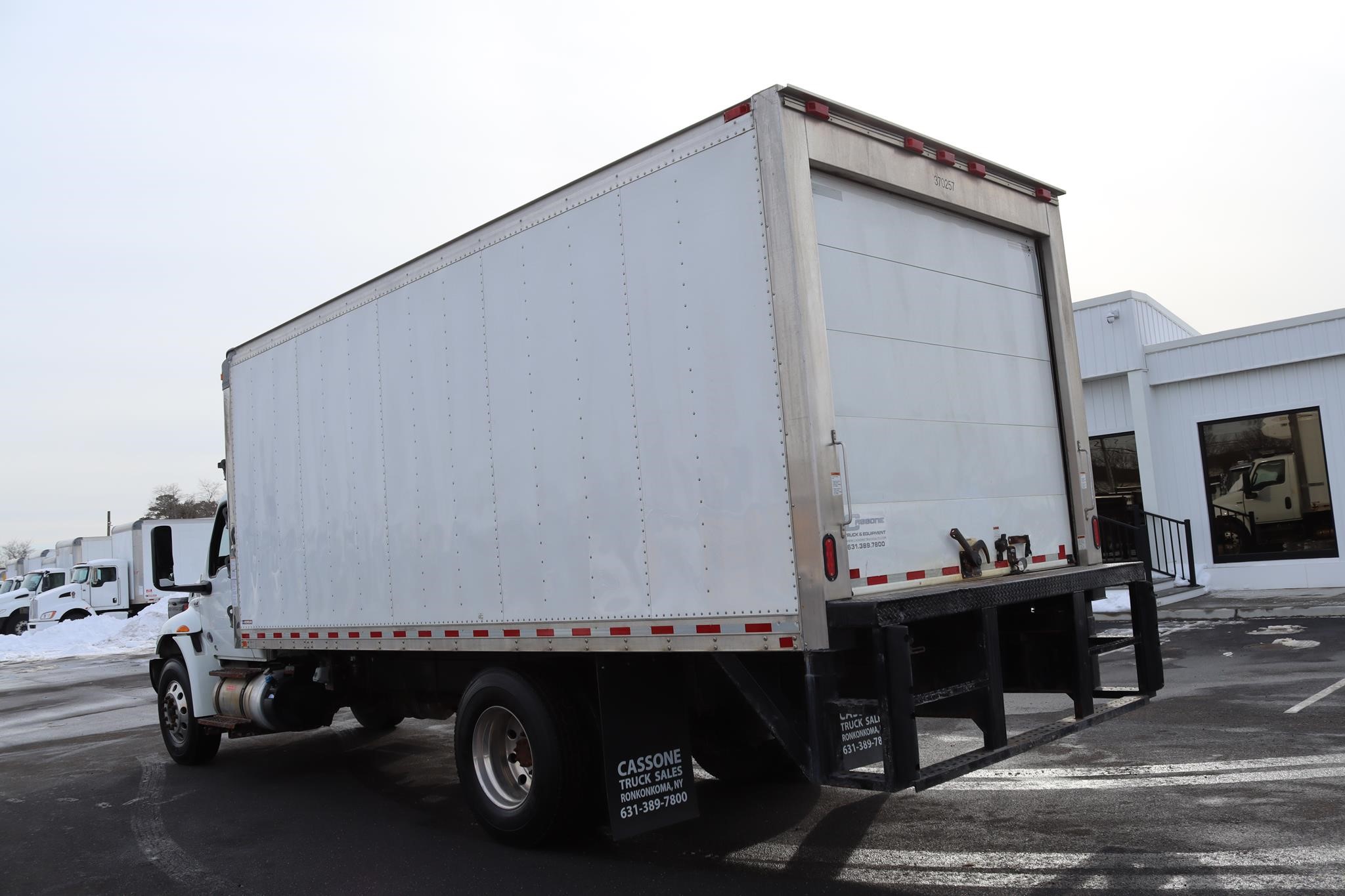 2021 INTERNATIONAL MV - image 2 of 6