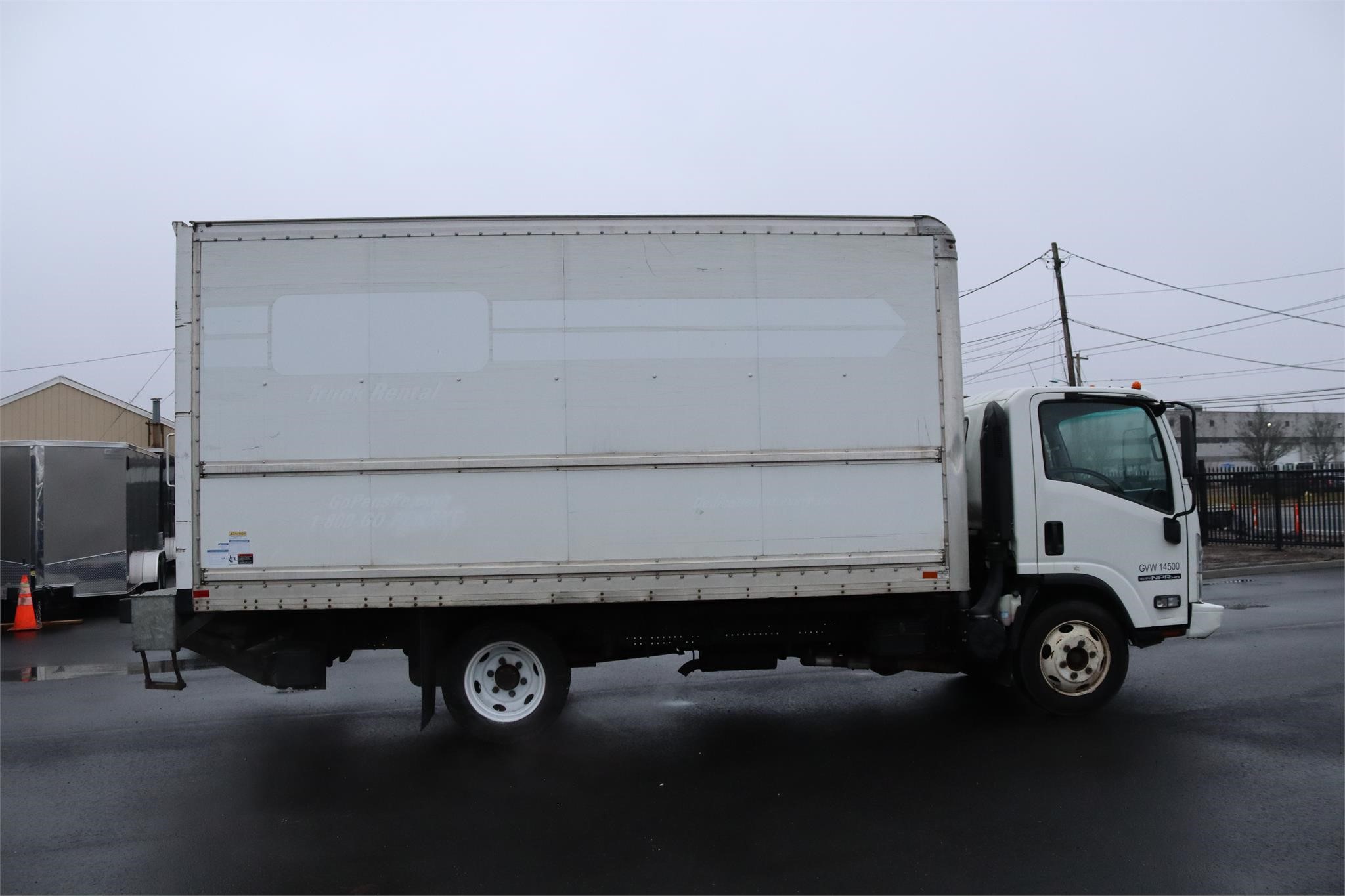 2019 ISUZU NPR HD - image 6 of 6