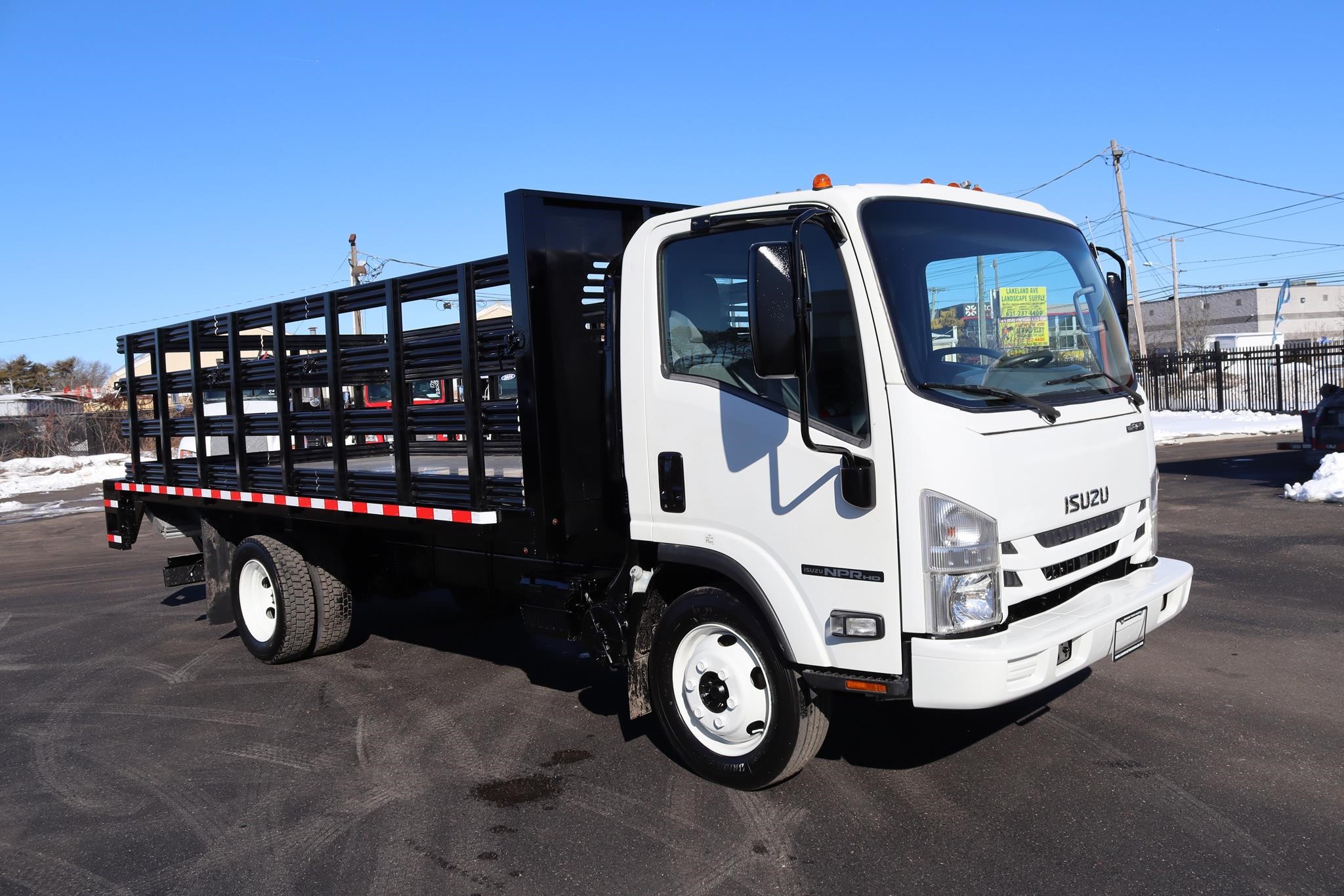 2019 ISUZU NPR HD - image 5 of 6
