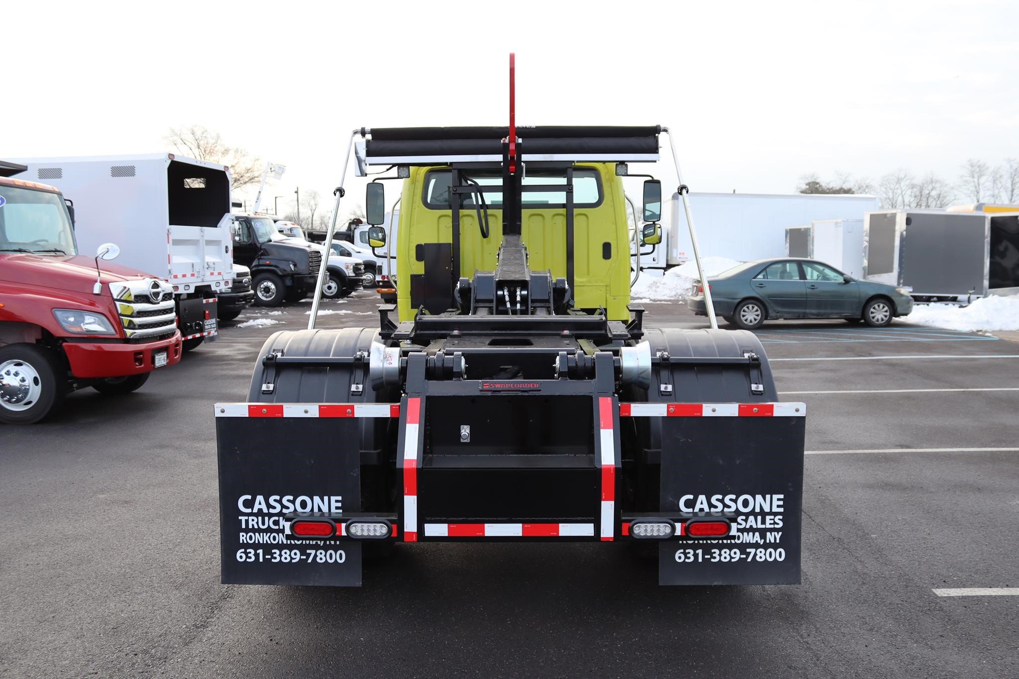 2016 FREIGHTLINER BUSINESS CLASS M2 106 - image 3 of 6