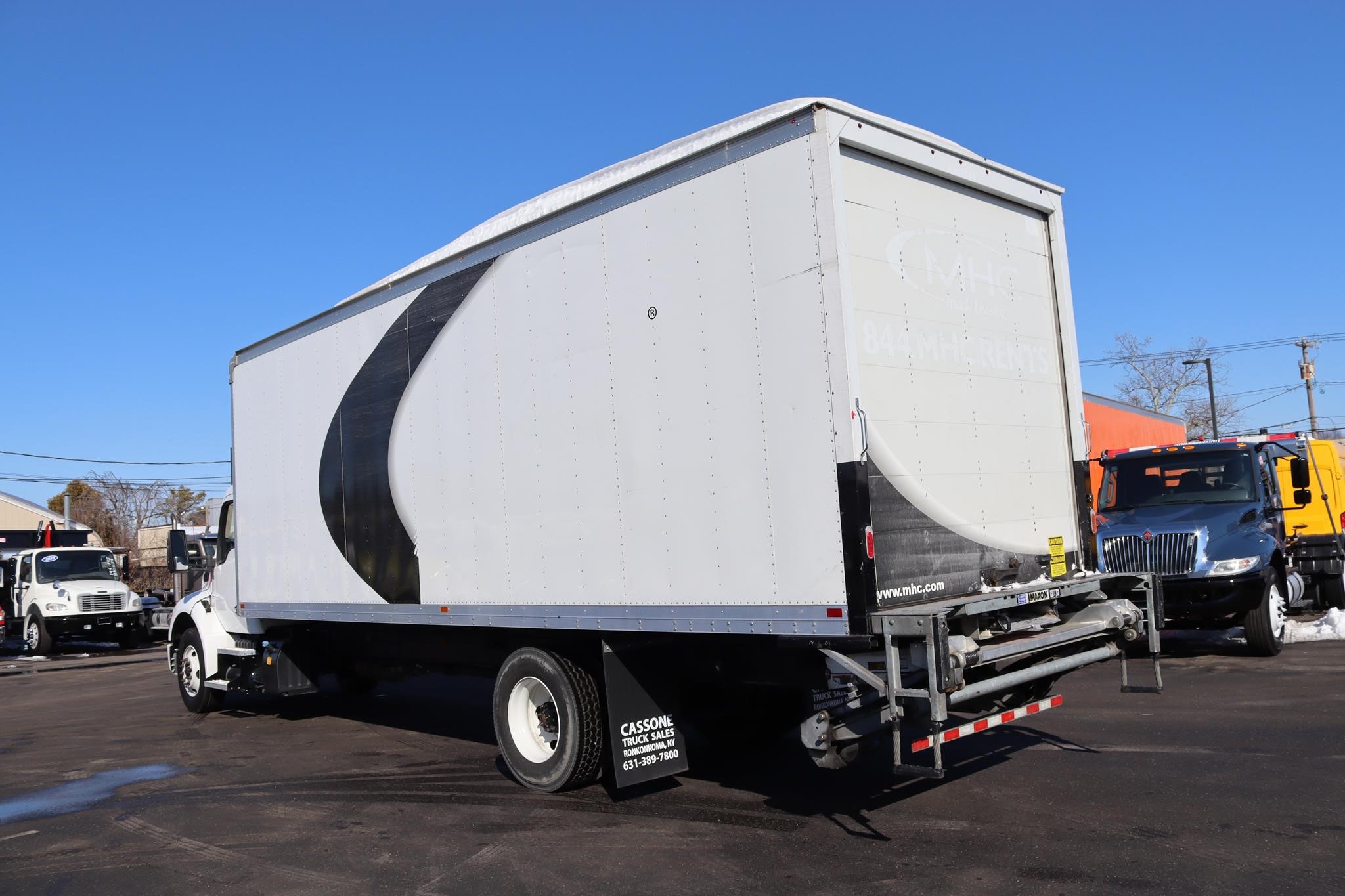 2023 KENWORTH T280 - image 2 of 6