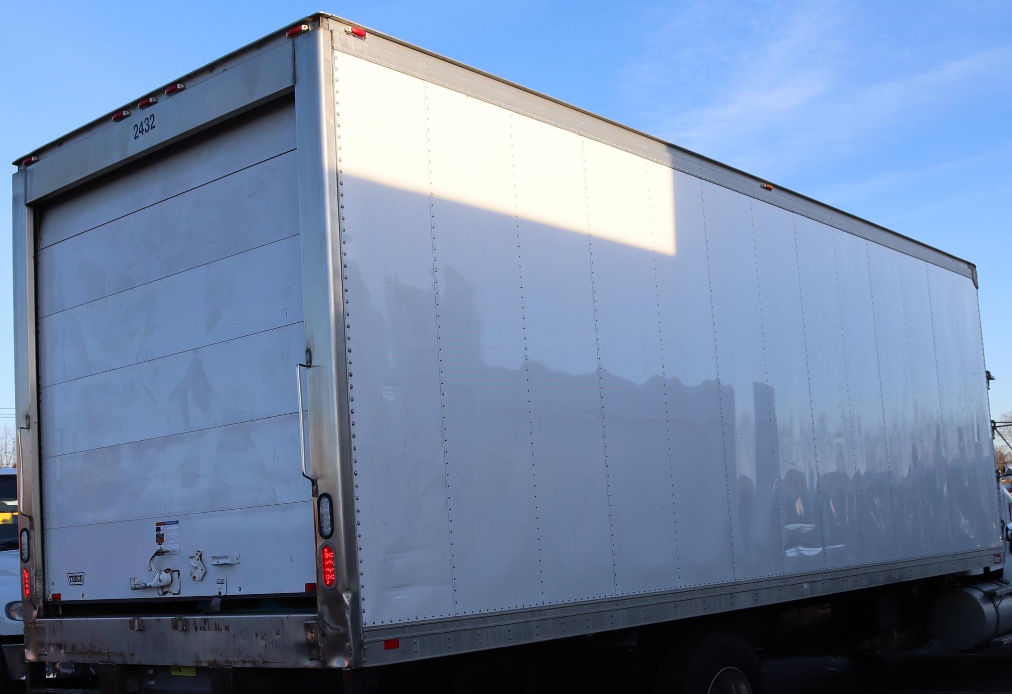 2021 HACKNEY 26RNASEW96SP - image 3 of 6