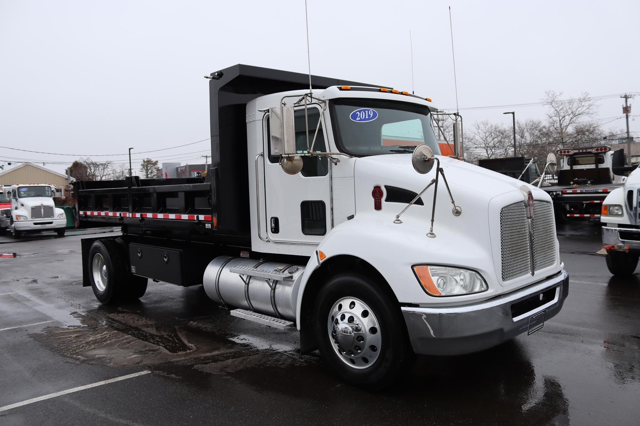 2019 KENWORTH T270 - image 5 of 6