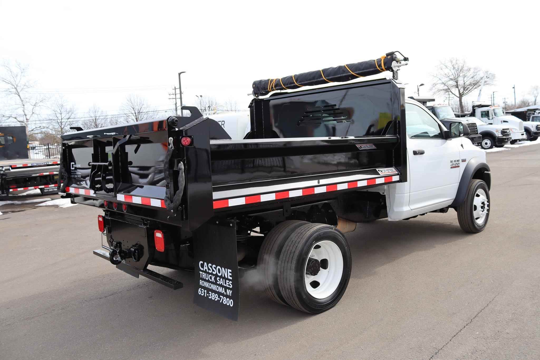 2016 RAM 4500 HD - image 4 of 6