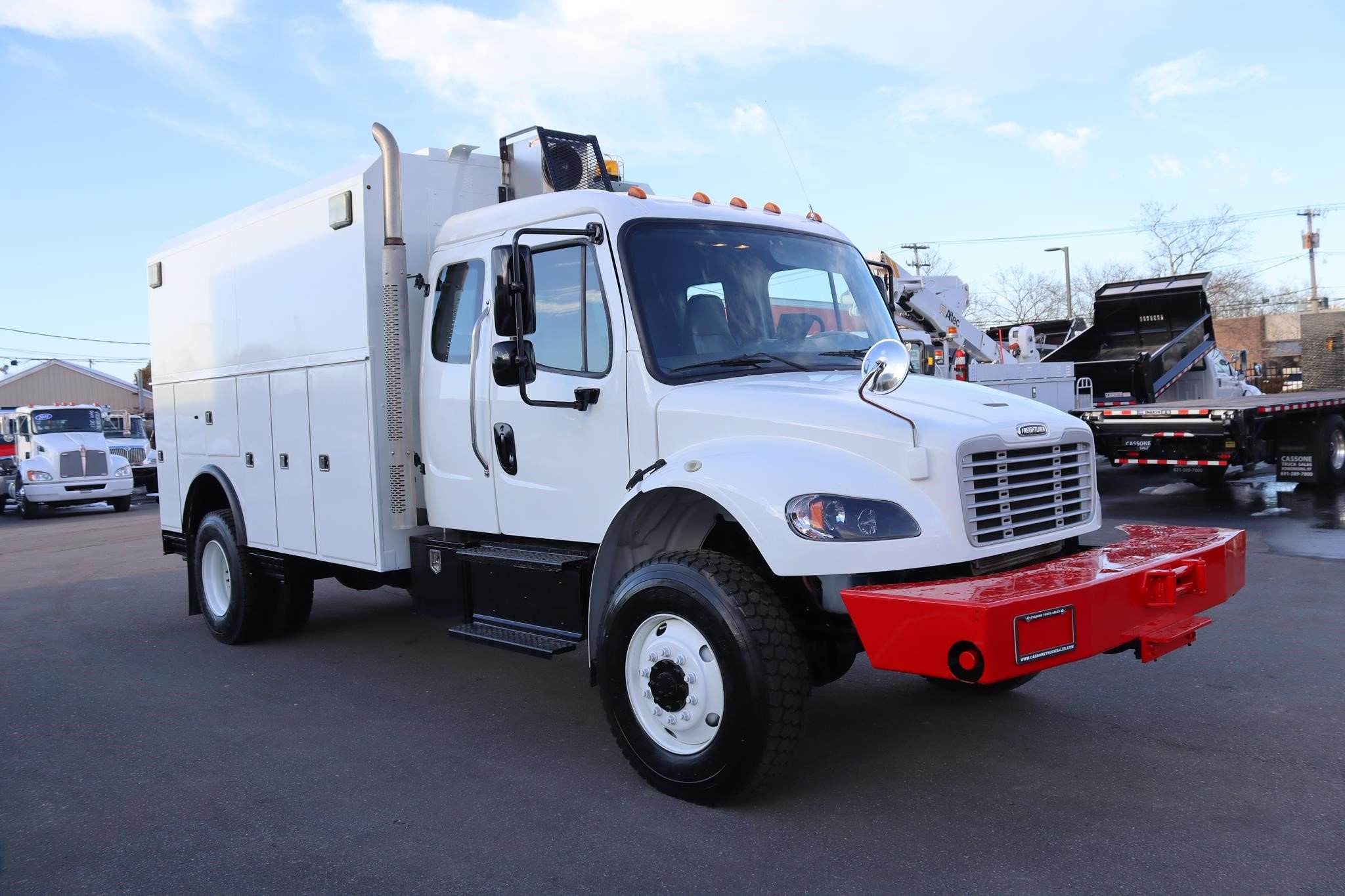 2015 FREIGHTLINER BUSINESS CLASS M2 106 - image 5 of 6