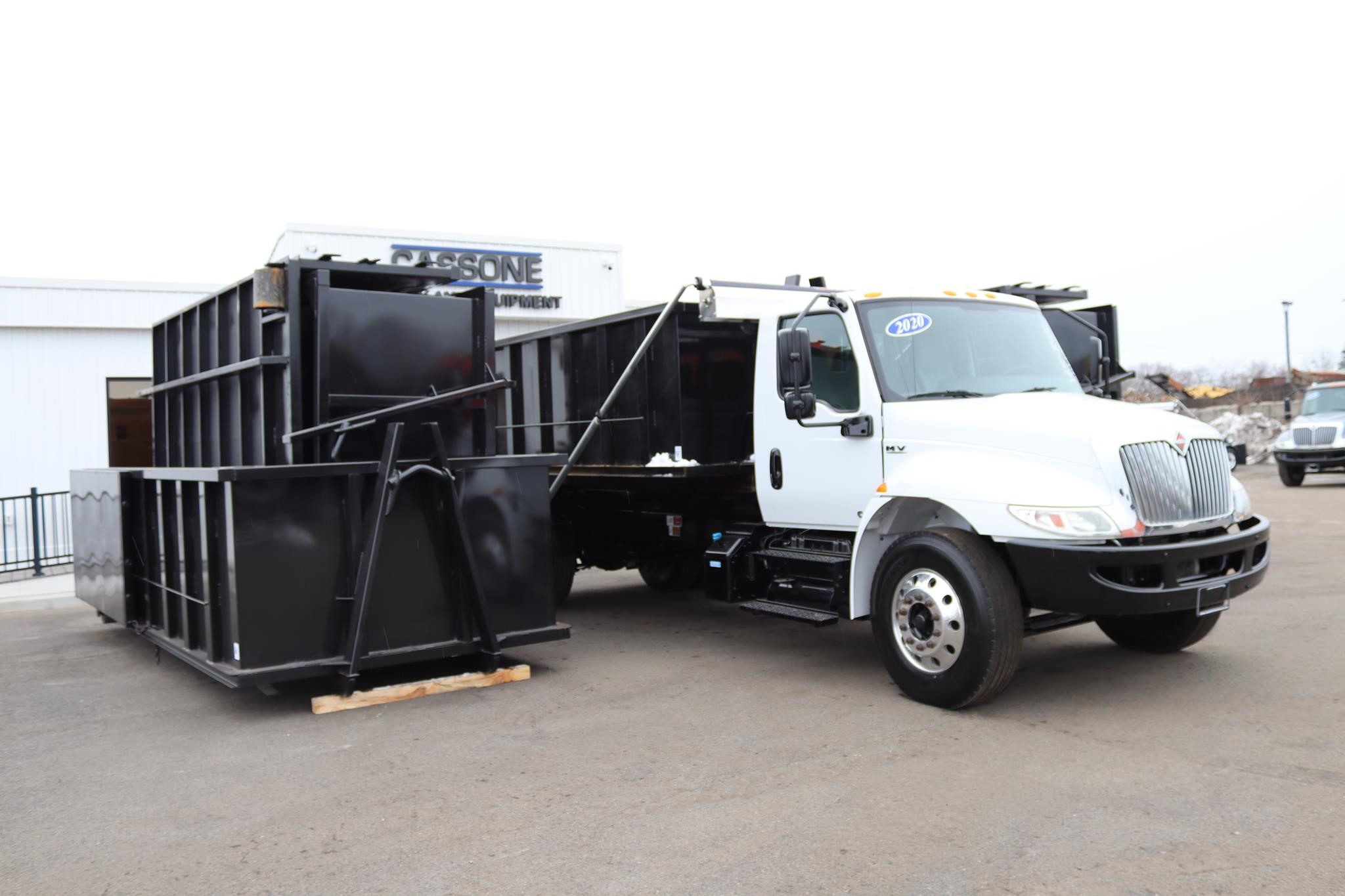 2020 INTERNATIONAL MV - image 5 of 6