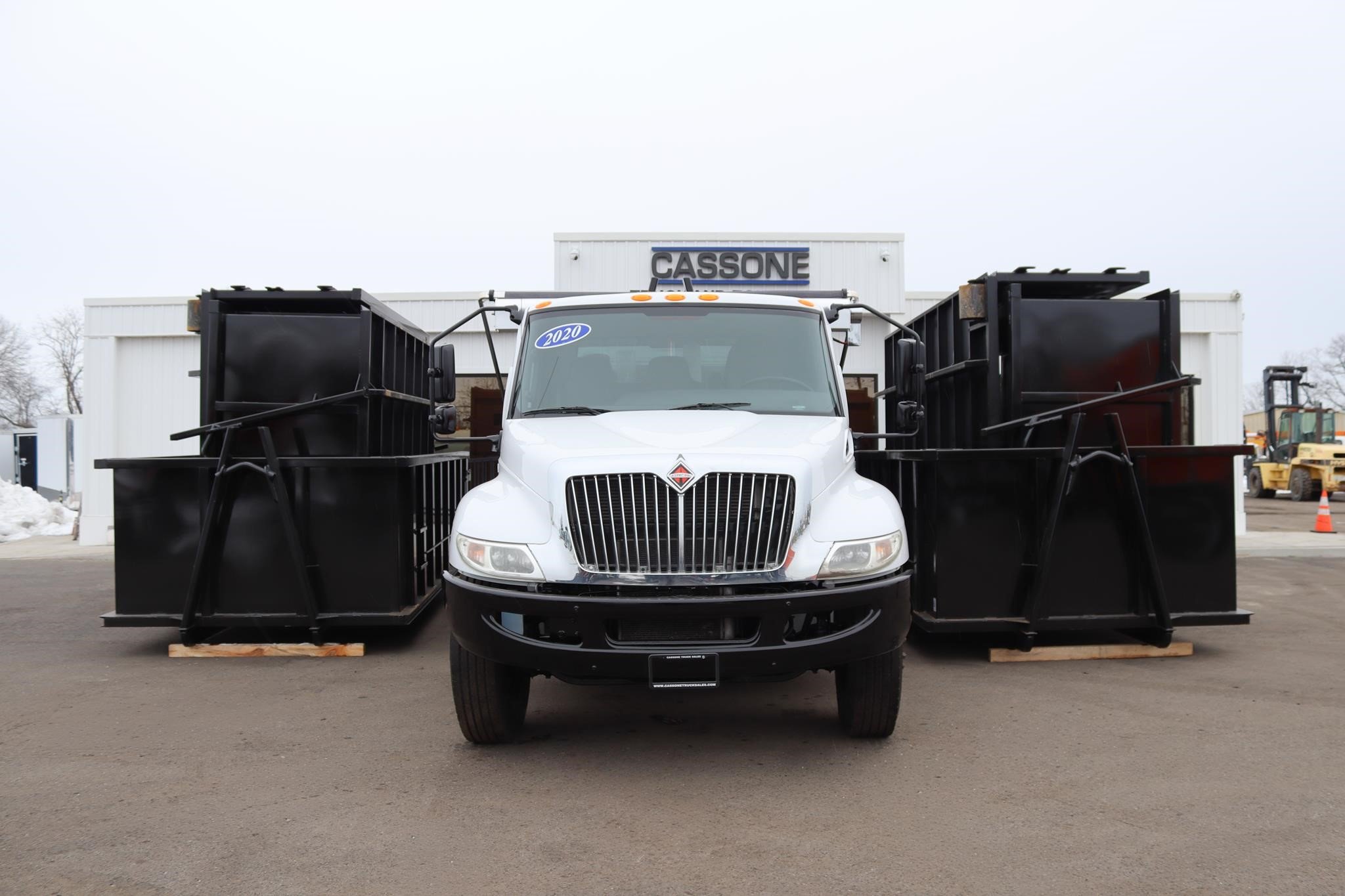 2020 INTERNATIONAL MV - image 1 of 6