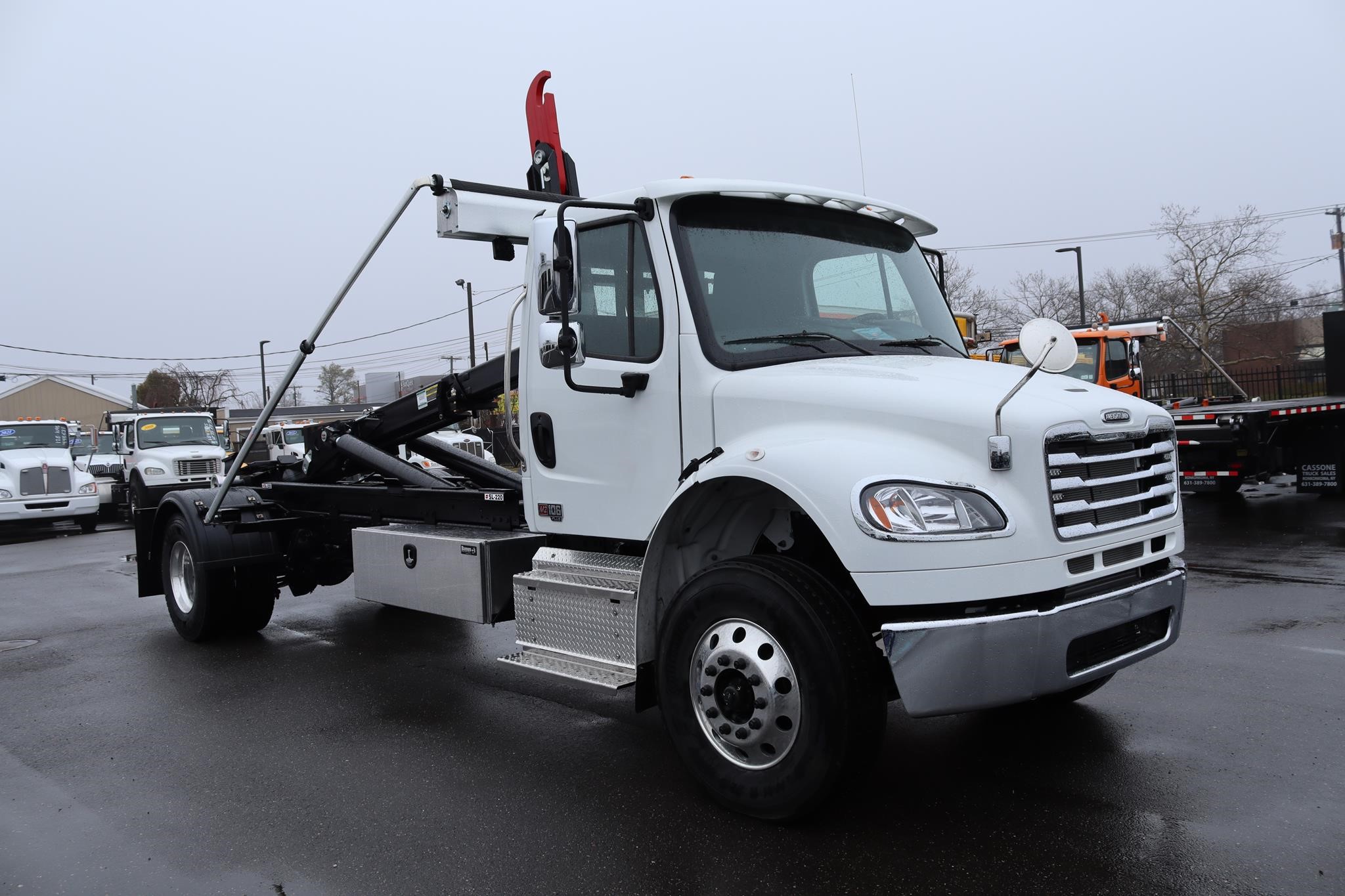 2026 FREIGHTLINER BUSINESS CLASS M2 106 - image 5 of 6