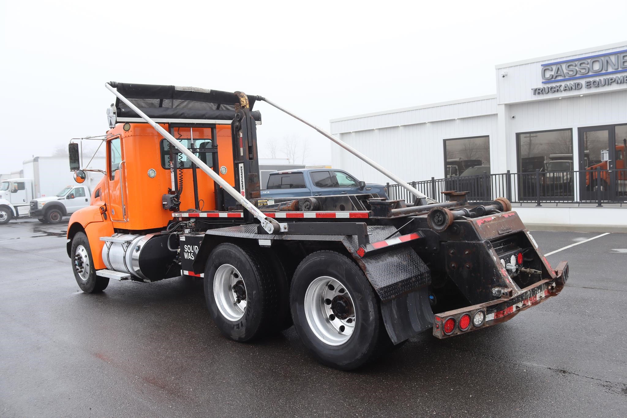 2018 KENWORTH T370 - image 2 of 6