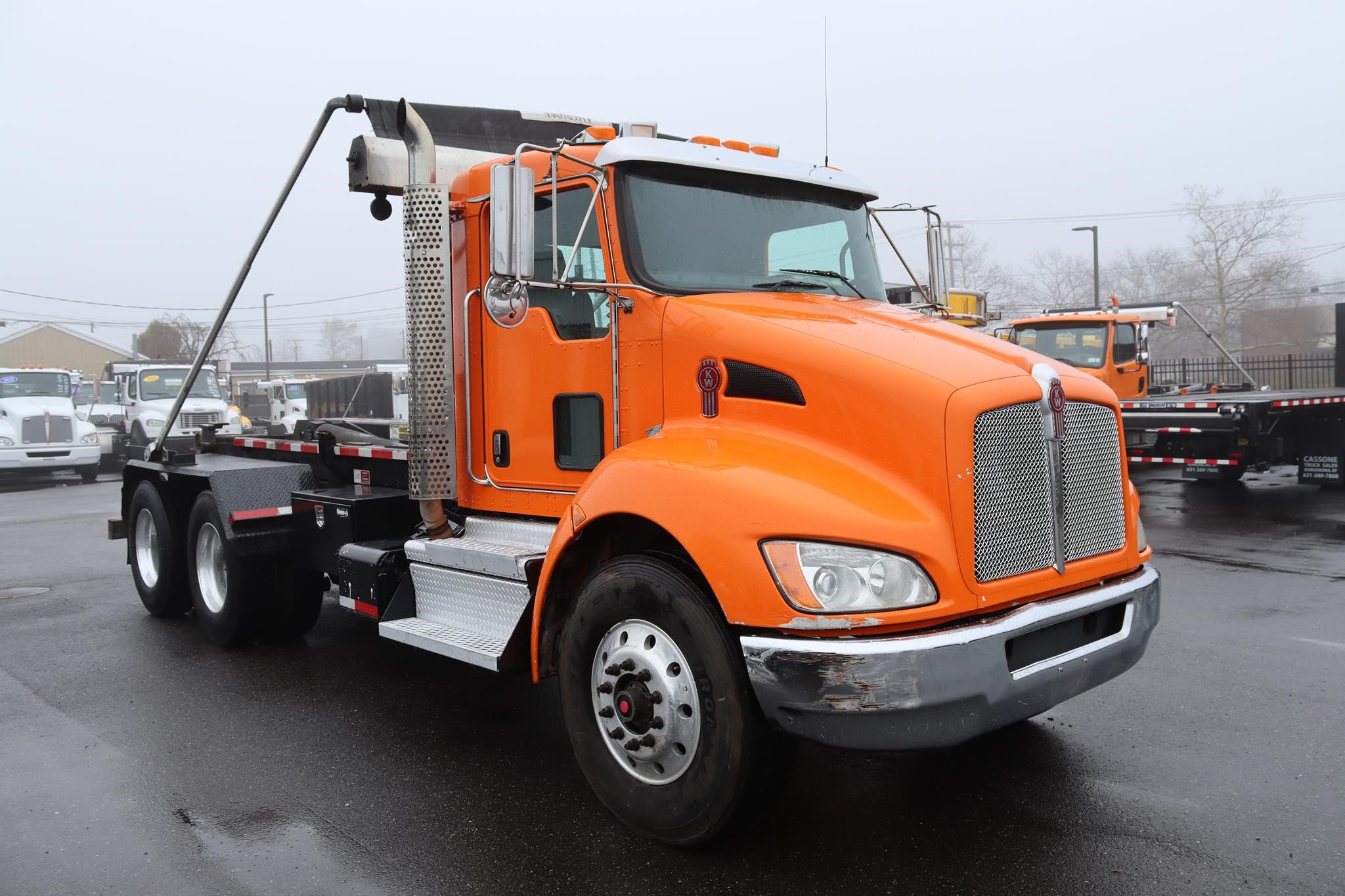 2018 KENWORTH T370 - image 5 of 6