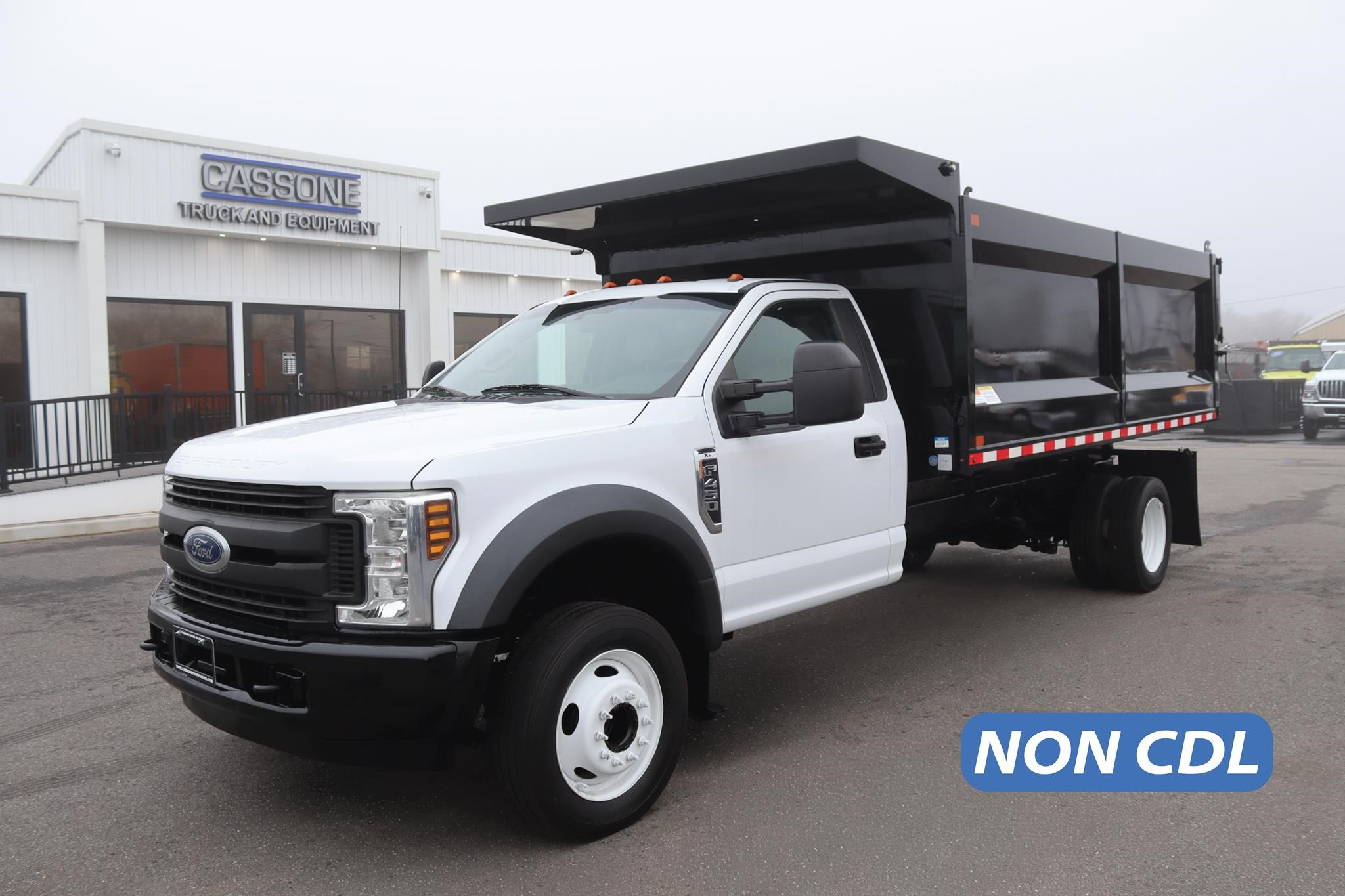 2019 FORD F450 XL - image 1 of 6