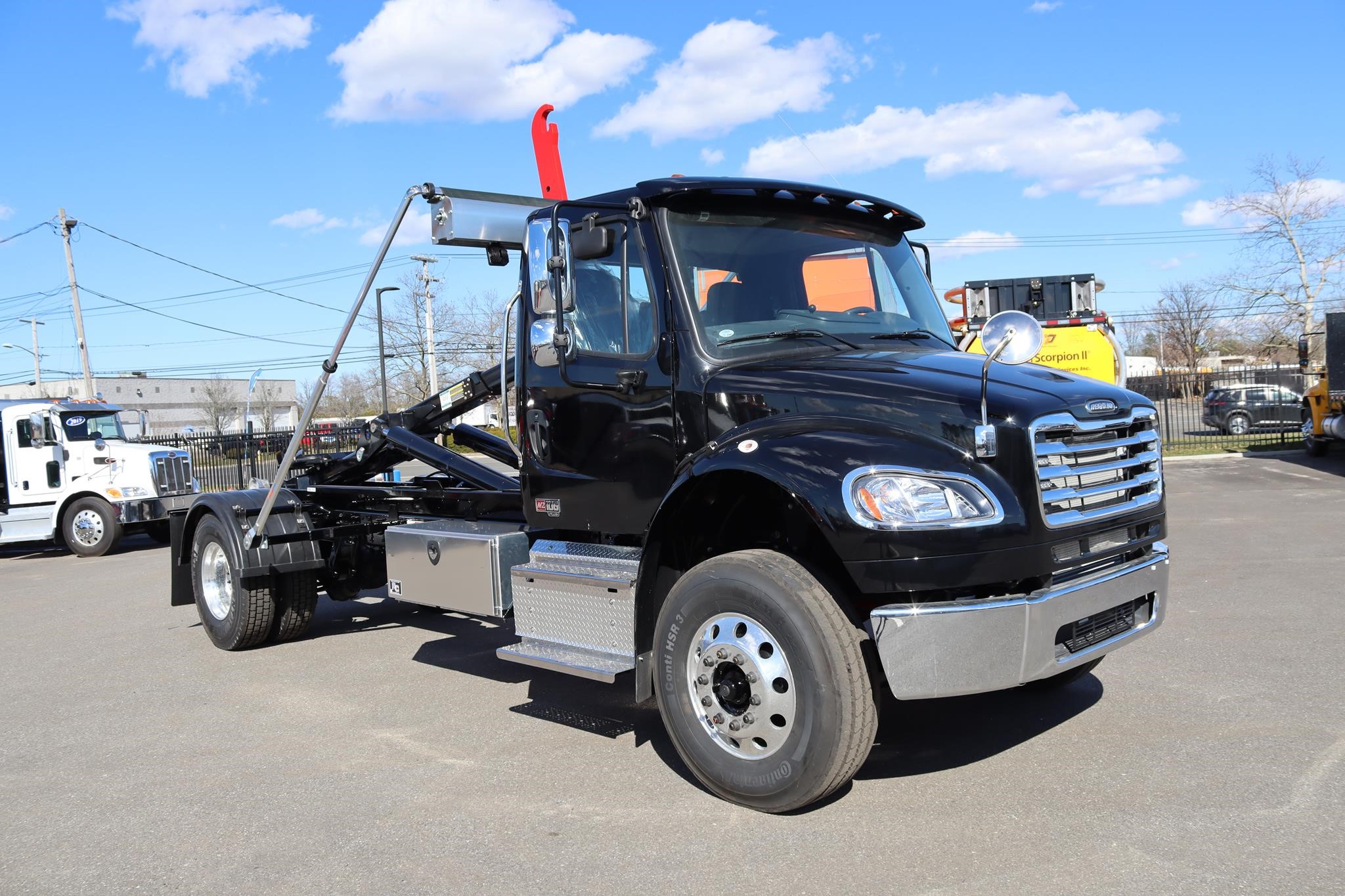 2026 FREIGHTLINER BUSINESS CLASS M2 106 - image 5 of 6