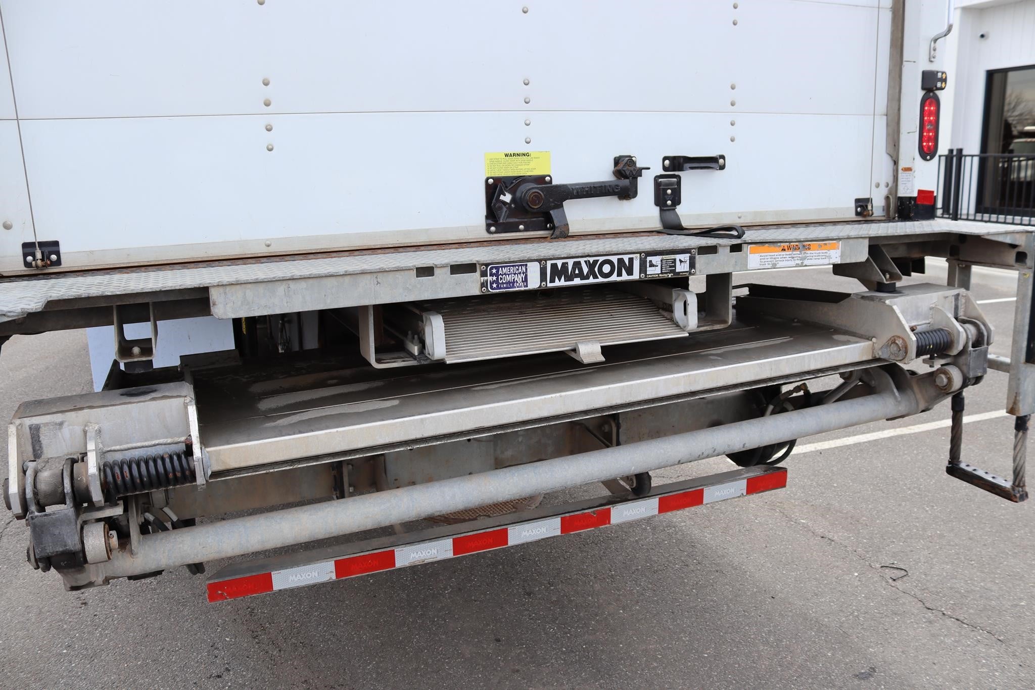 2022 MORGAN 26 FT - image 5 of 6