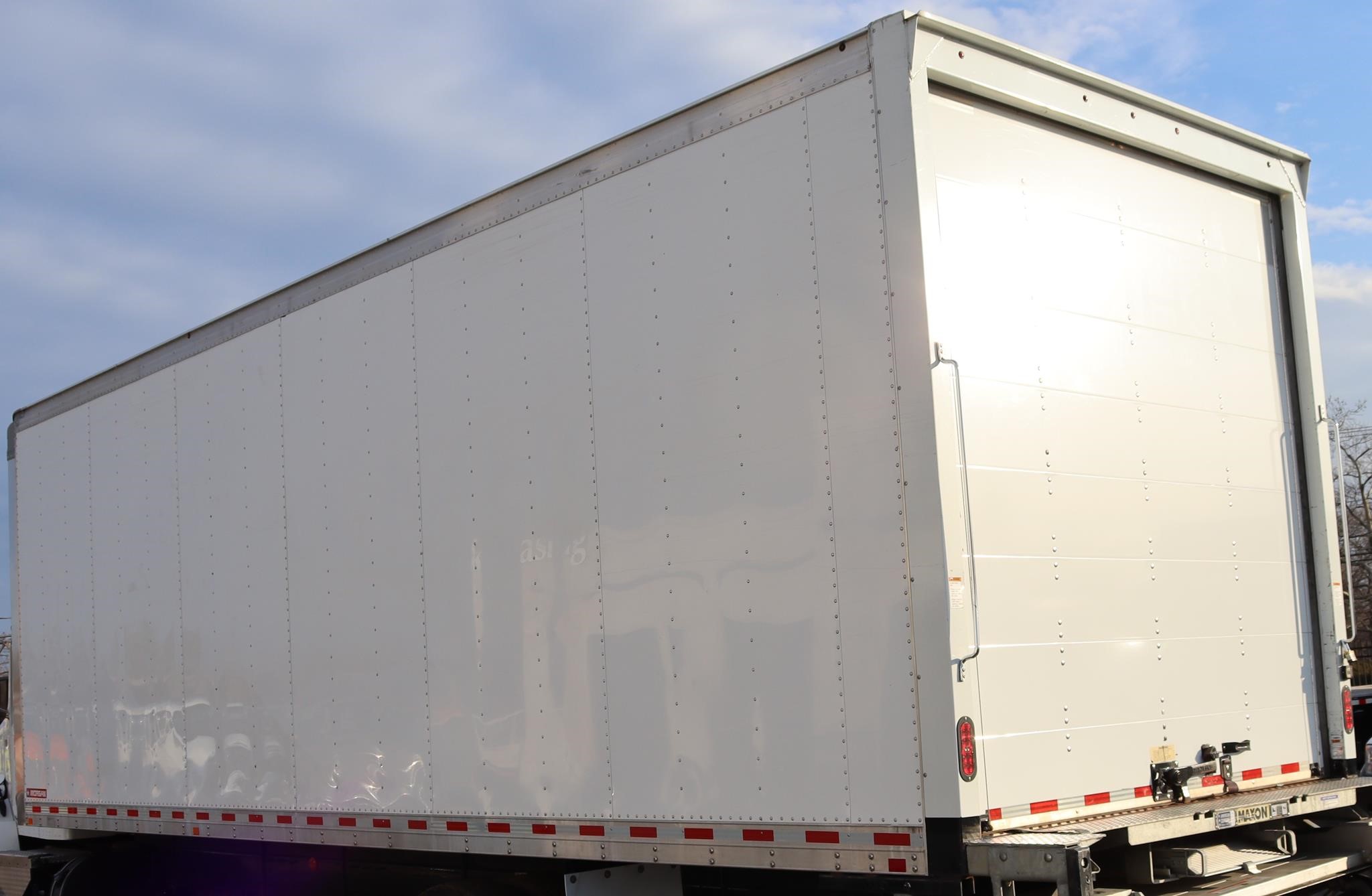 2022 MORGAN 26 FT - image 1 of 6