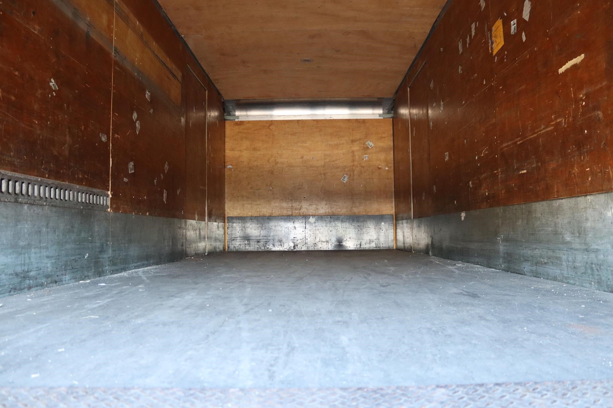 2019 MORGAN 24 FT - image 4 of 6