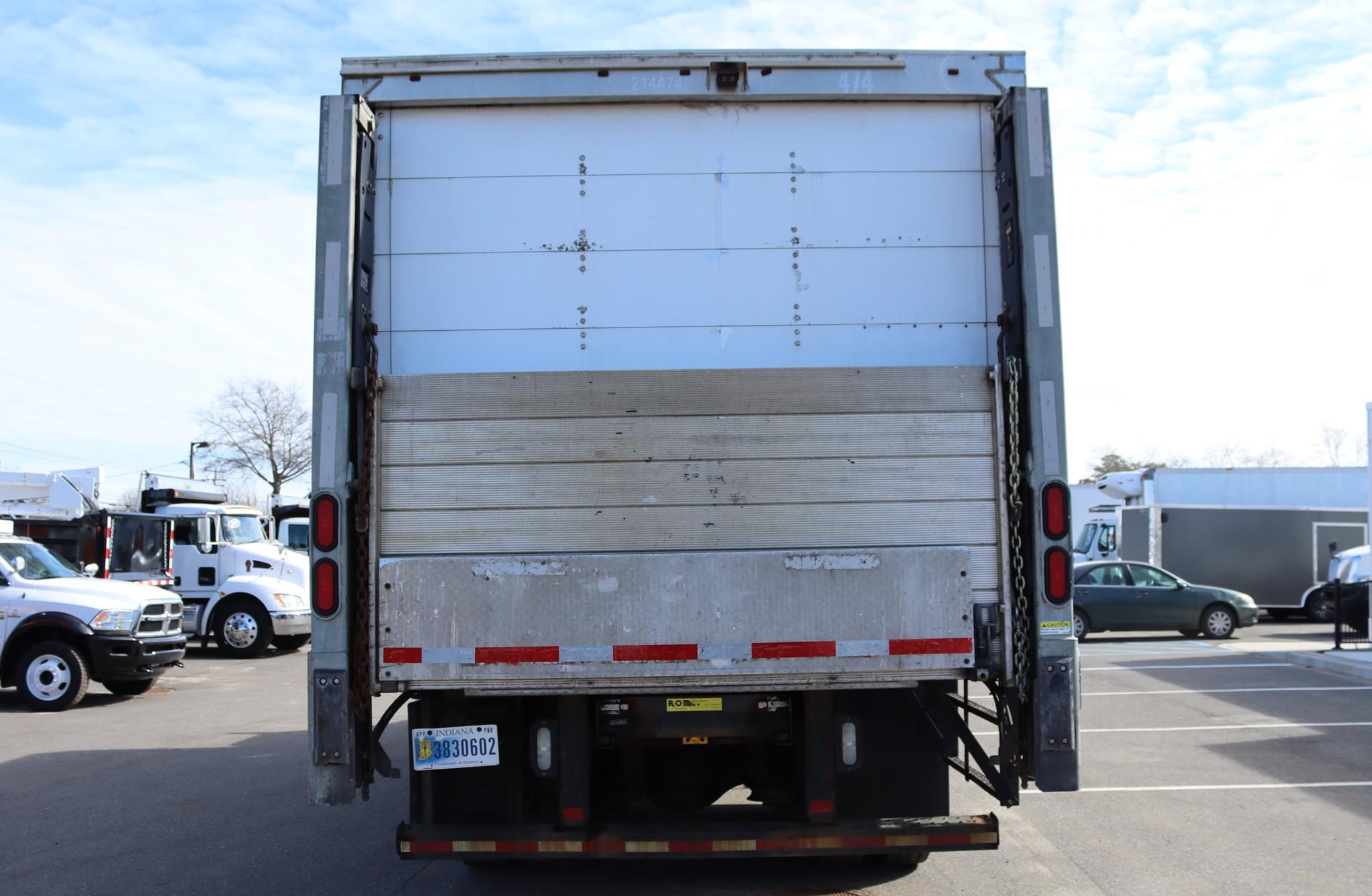 2019 MORGAN 24 FT - image 2 of 6