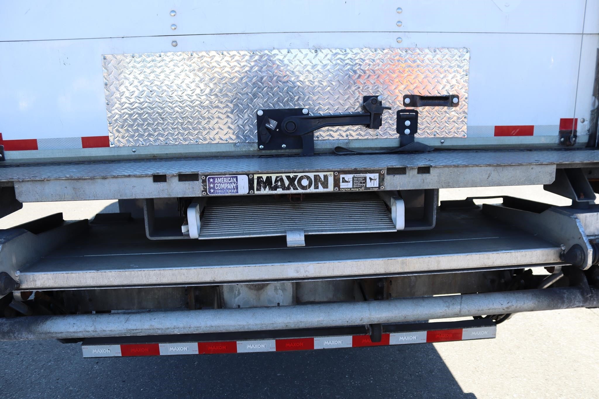 2020 MORGAN 26 FT - image 5 of 6